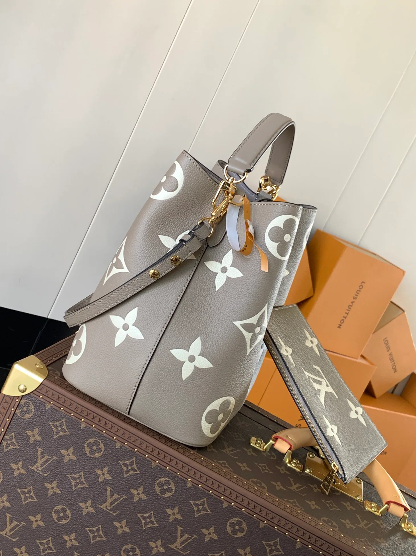 Сумки На Ремне Женские Louis Vuitton 546402