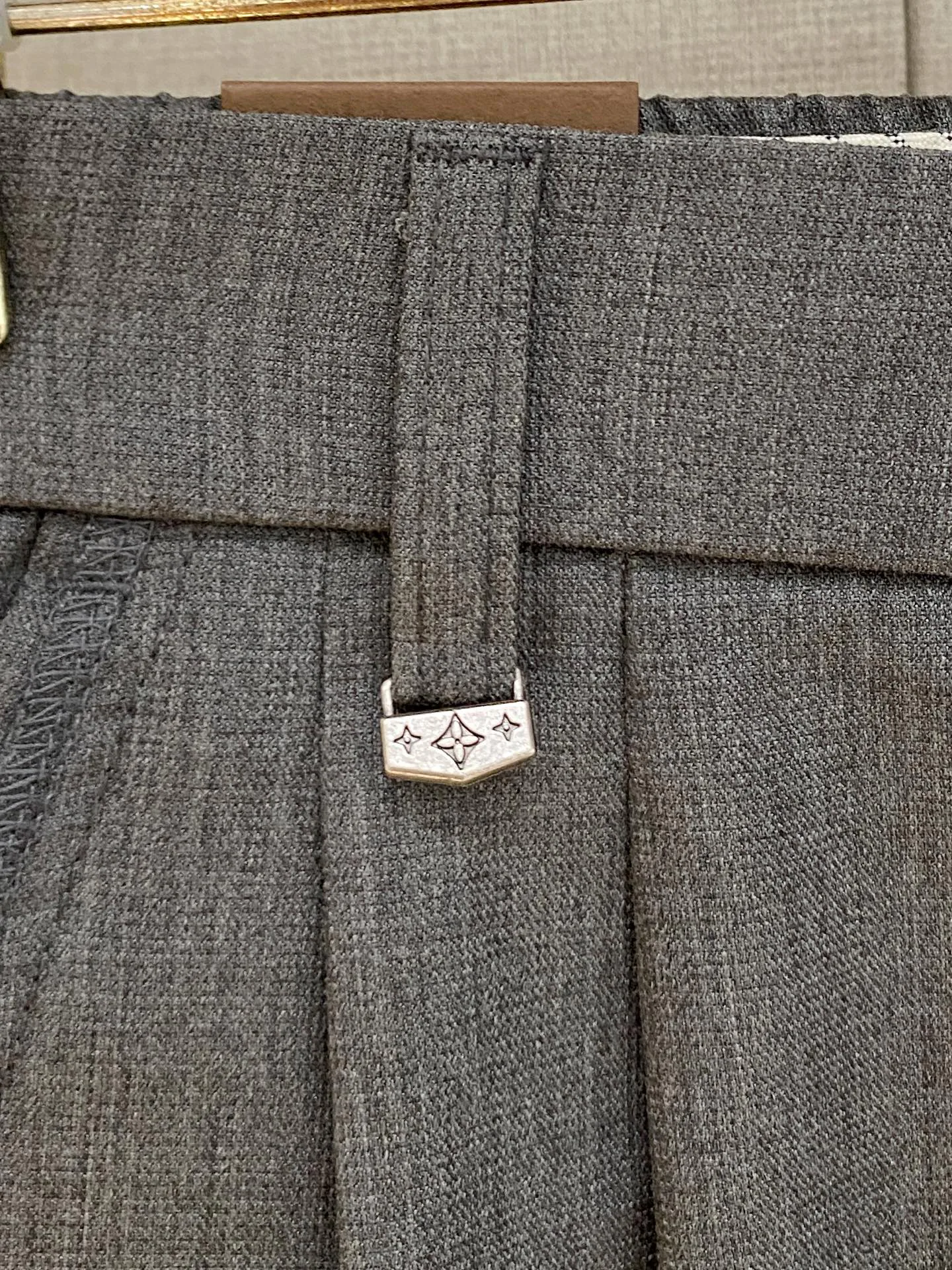 Шорты Мужские Louis Vuitton 18296350