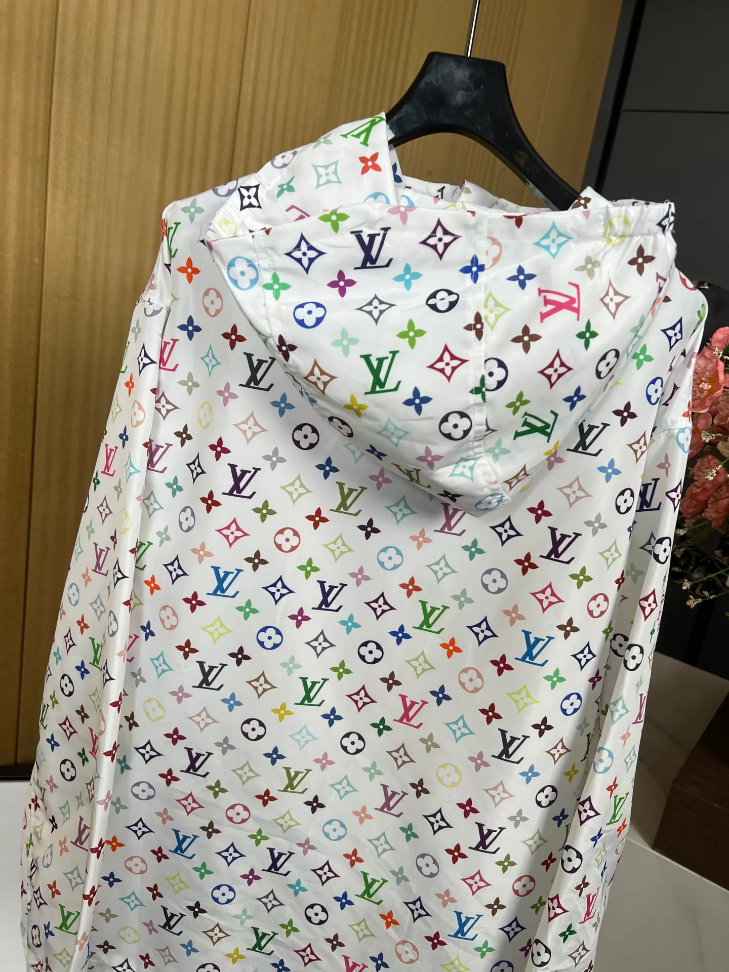 Куртки И Пуховики Женские Louis Vuitton 5189368