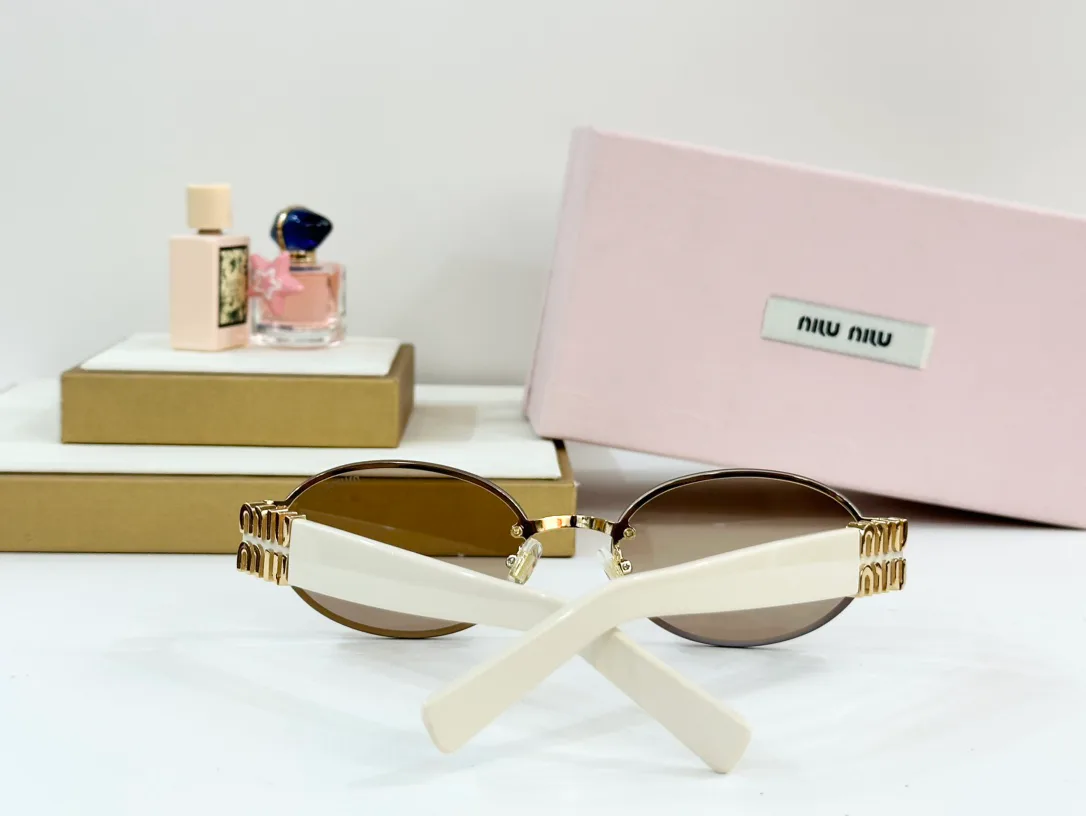 Очки Miu Miu 15814