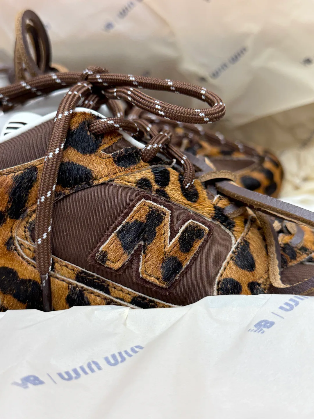 Кроссовки Женские Miu Miu 18544692
