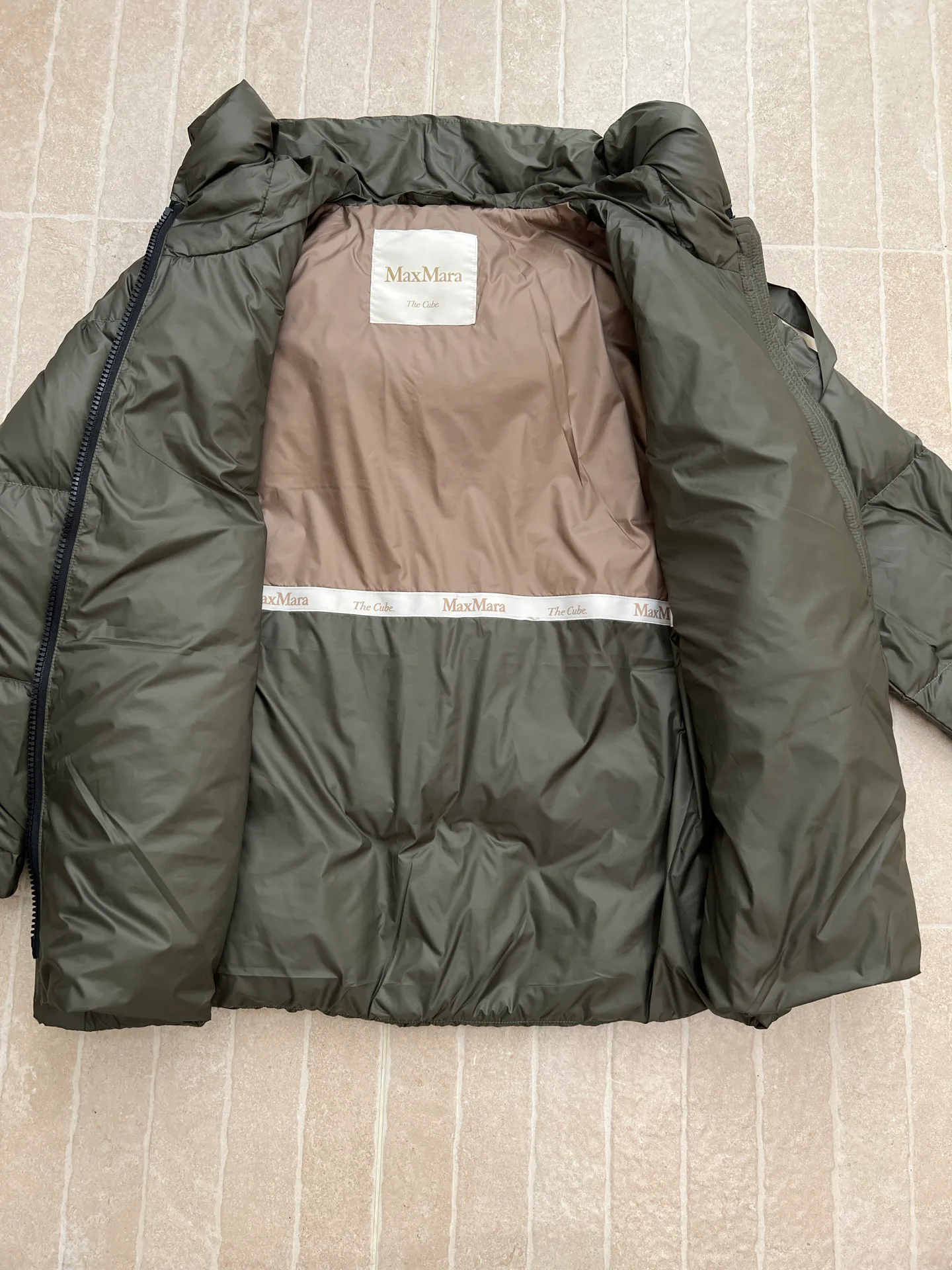 Куртки И Пуховики Женские Max Mara 1449144