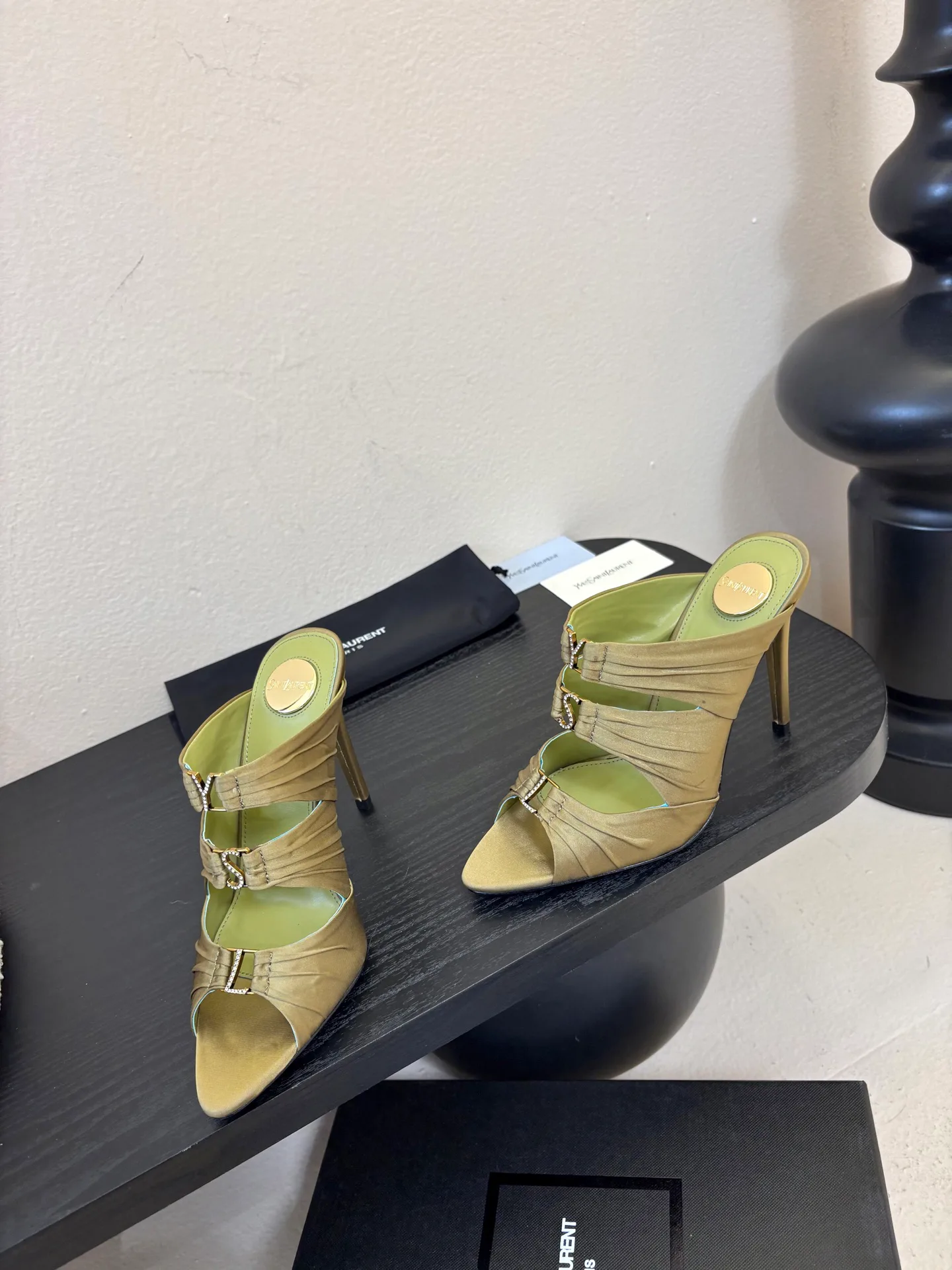 Босоножки Женские Saint Laurent 1125621