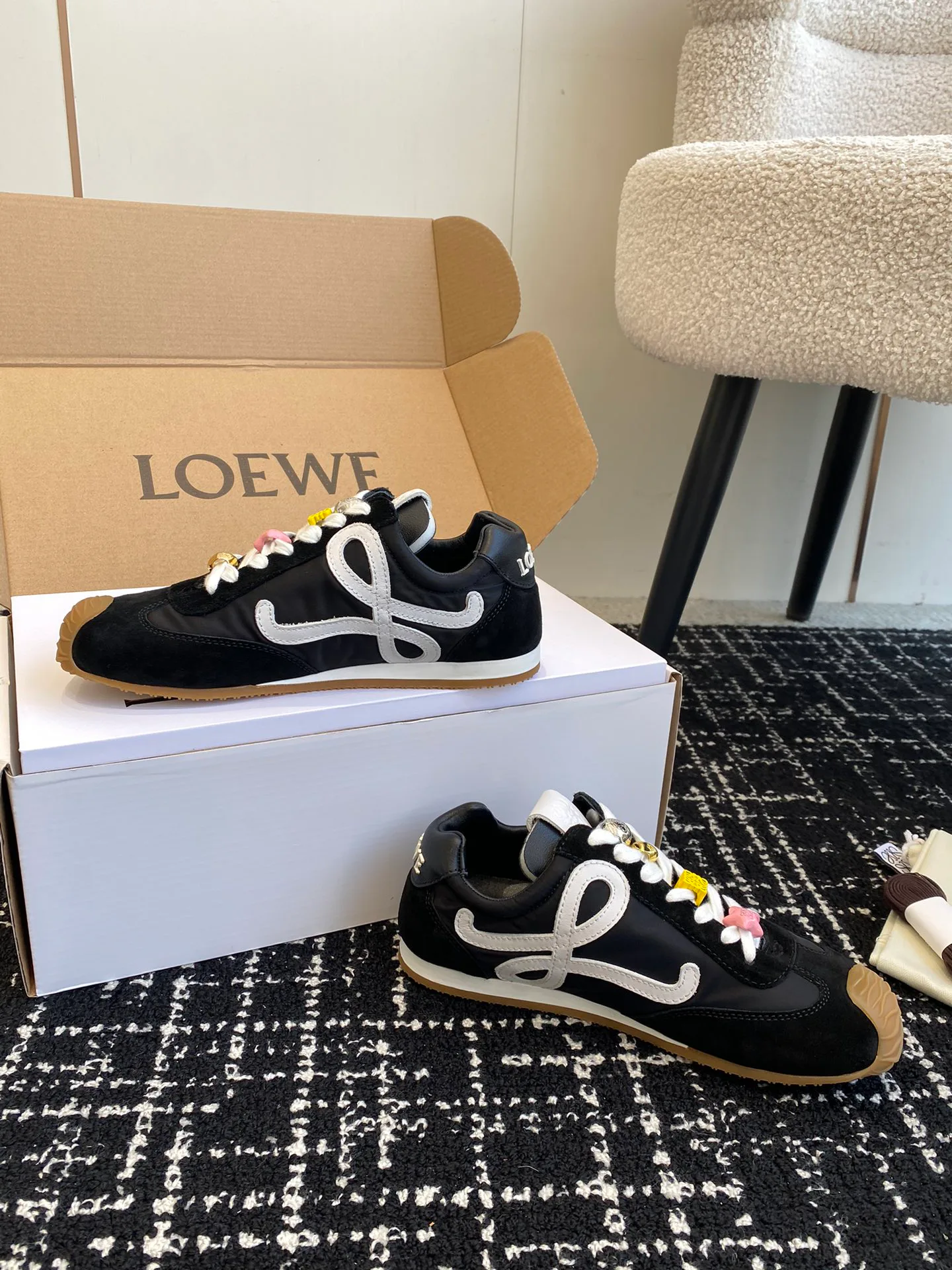 Кроссовки Женские Loewe 12916551