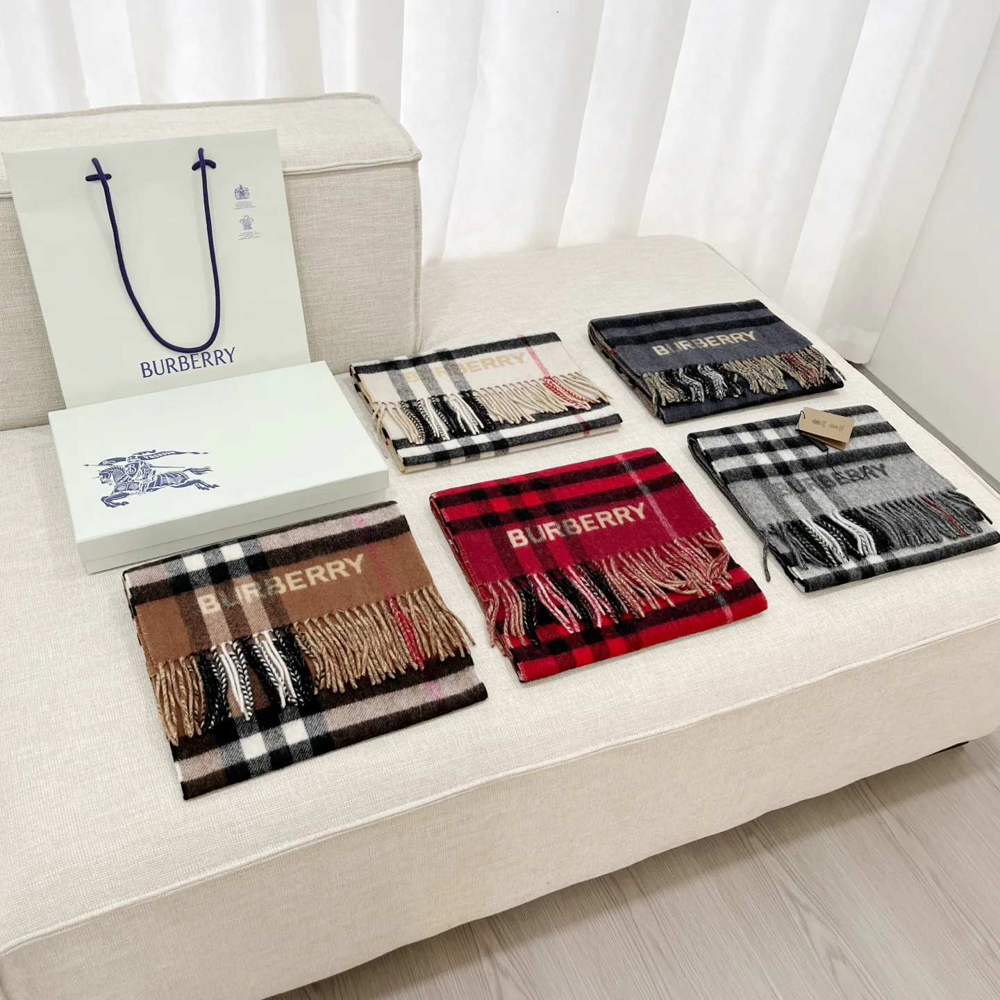 Шарфы Burberry 287827