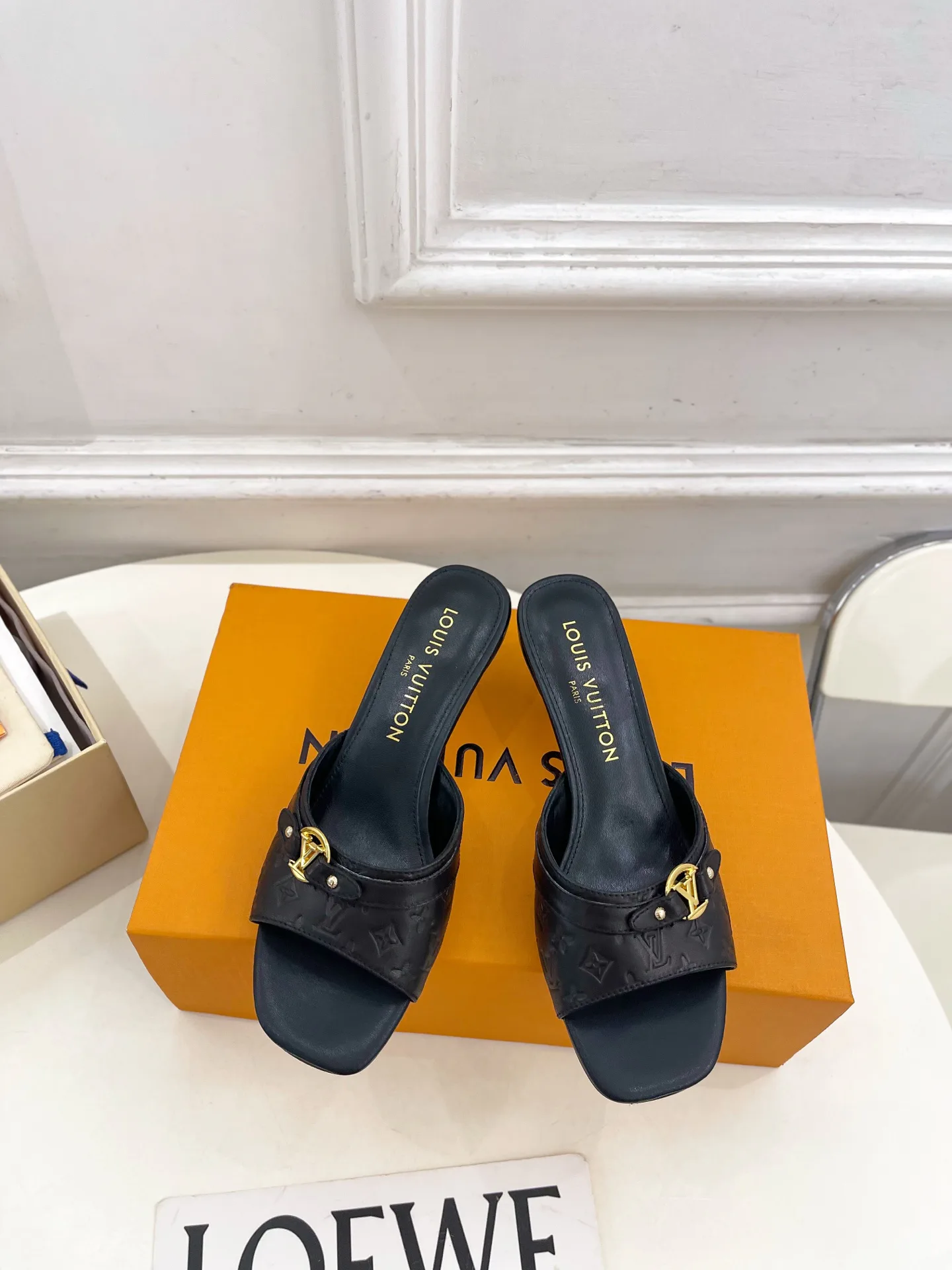 Сандалии Женские Louis Vuitton 11165615