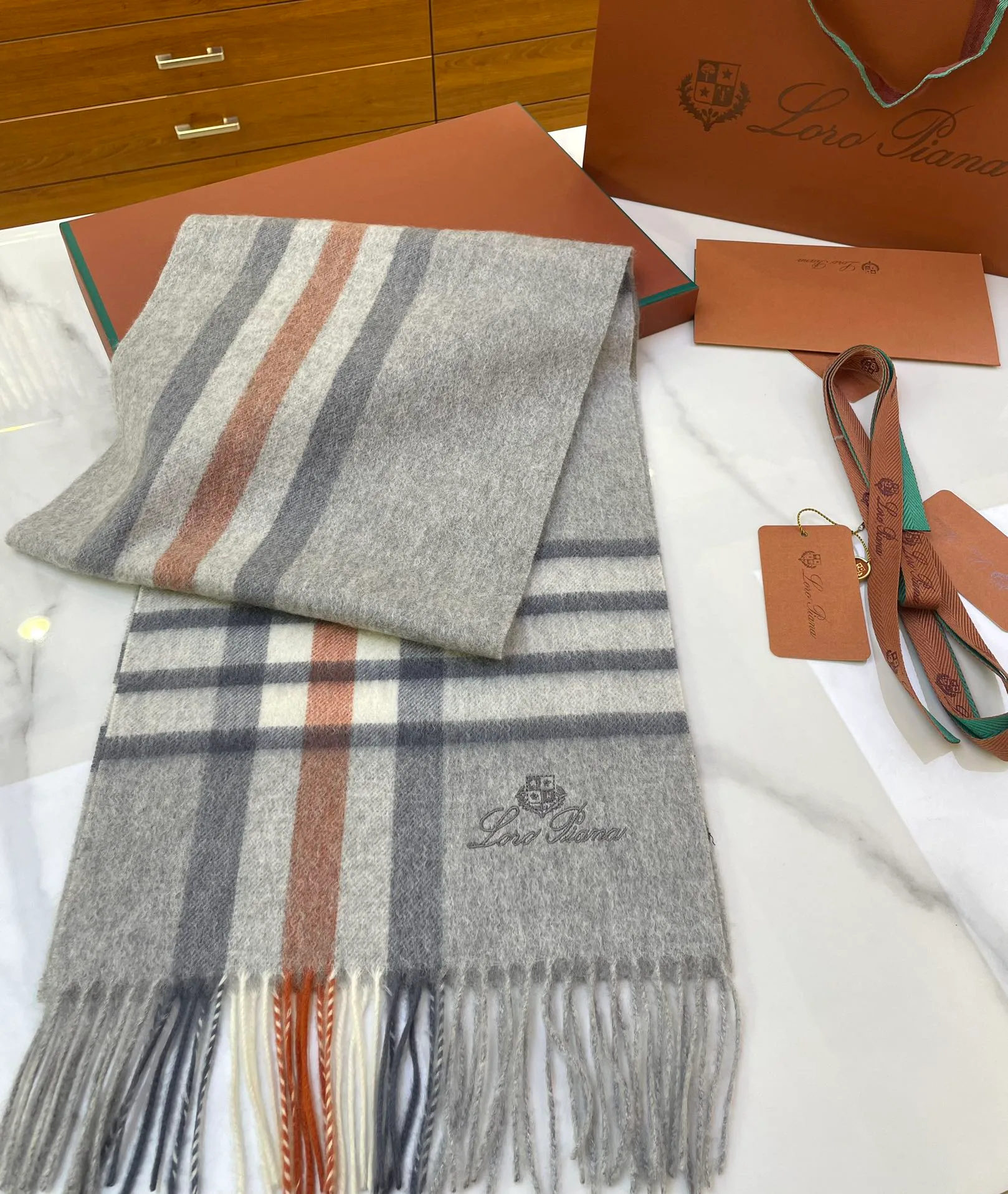 Шарфы Loro Piana 828400