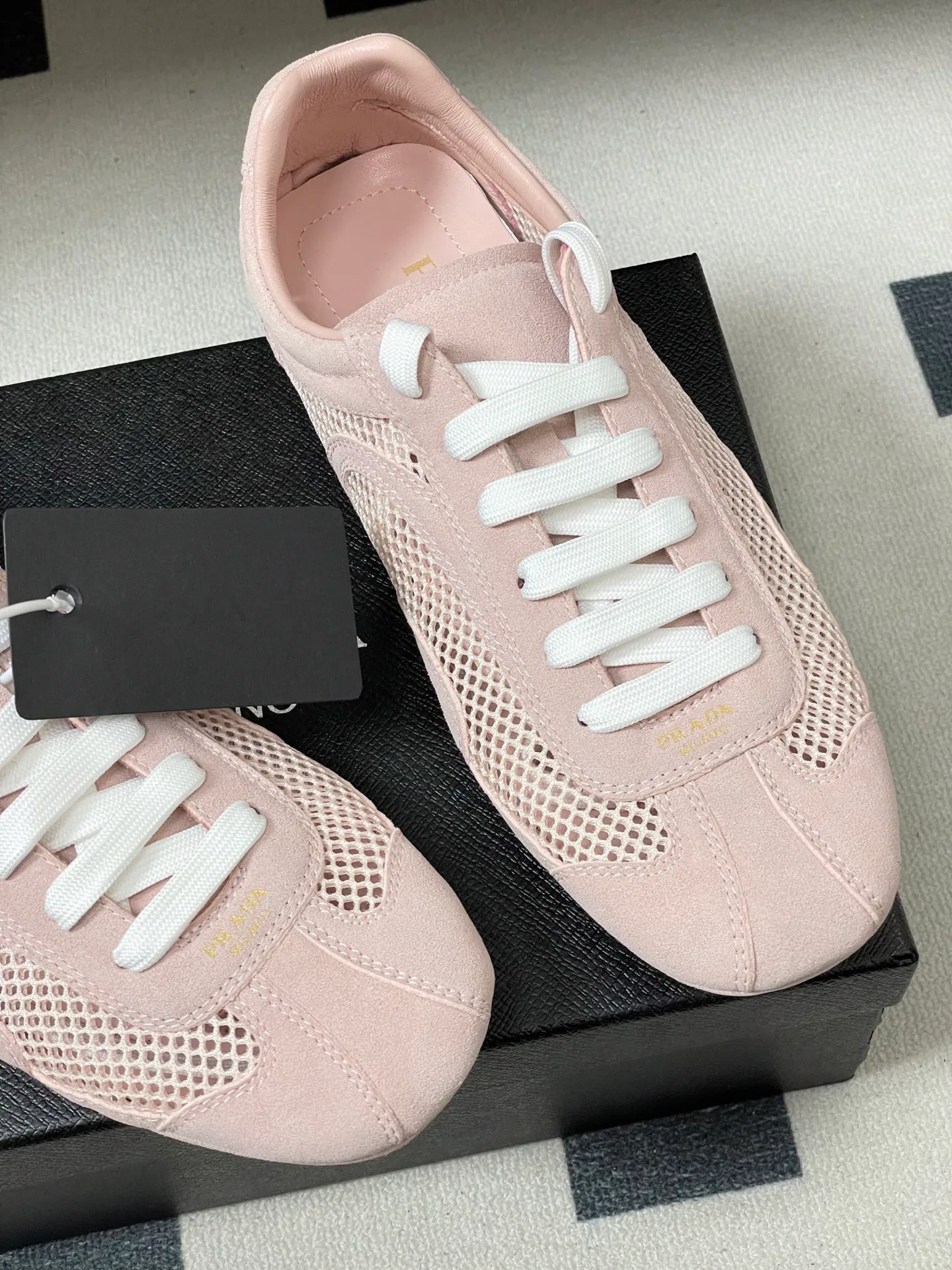 Кроссовки Женские Prada 12880105