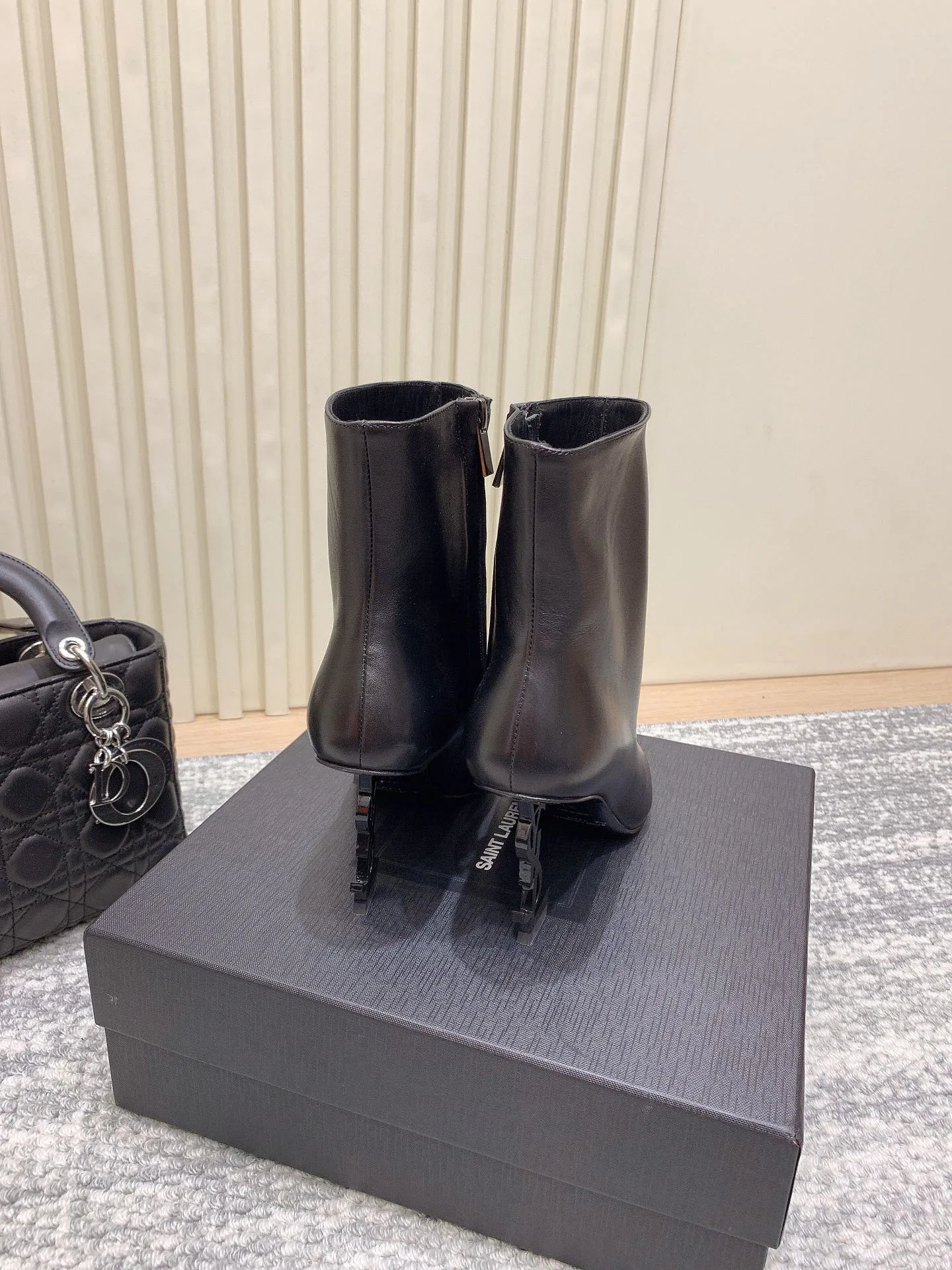 Ботильоны Женские Saint Laurent 18080430