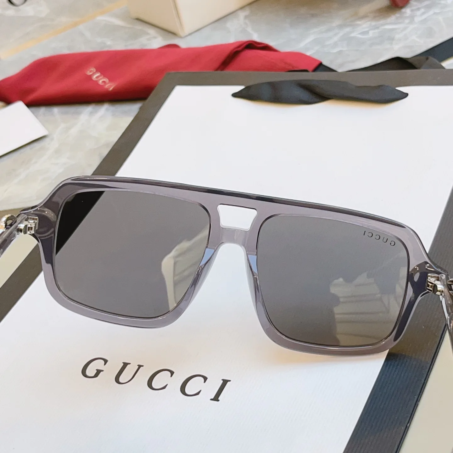 Очки Gucci 11432756