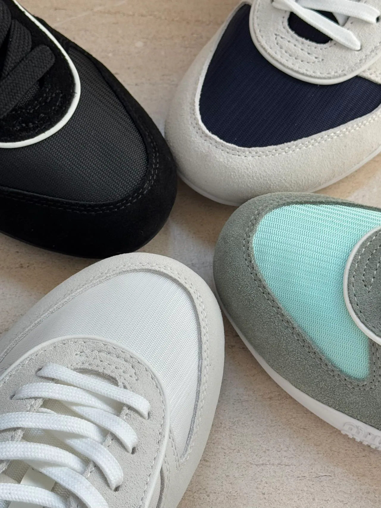 Кроссовки Женские Miu Miu 27103