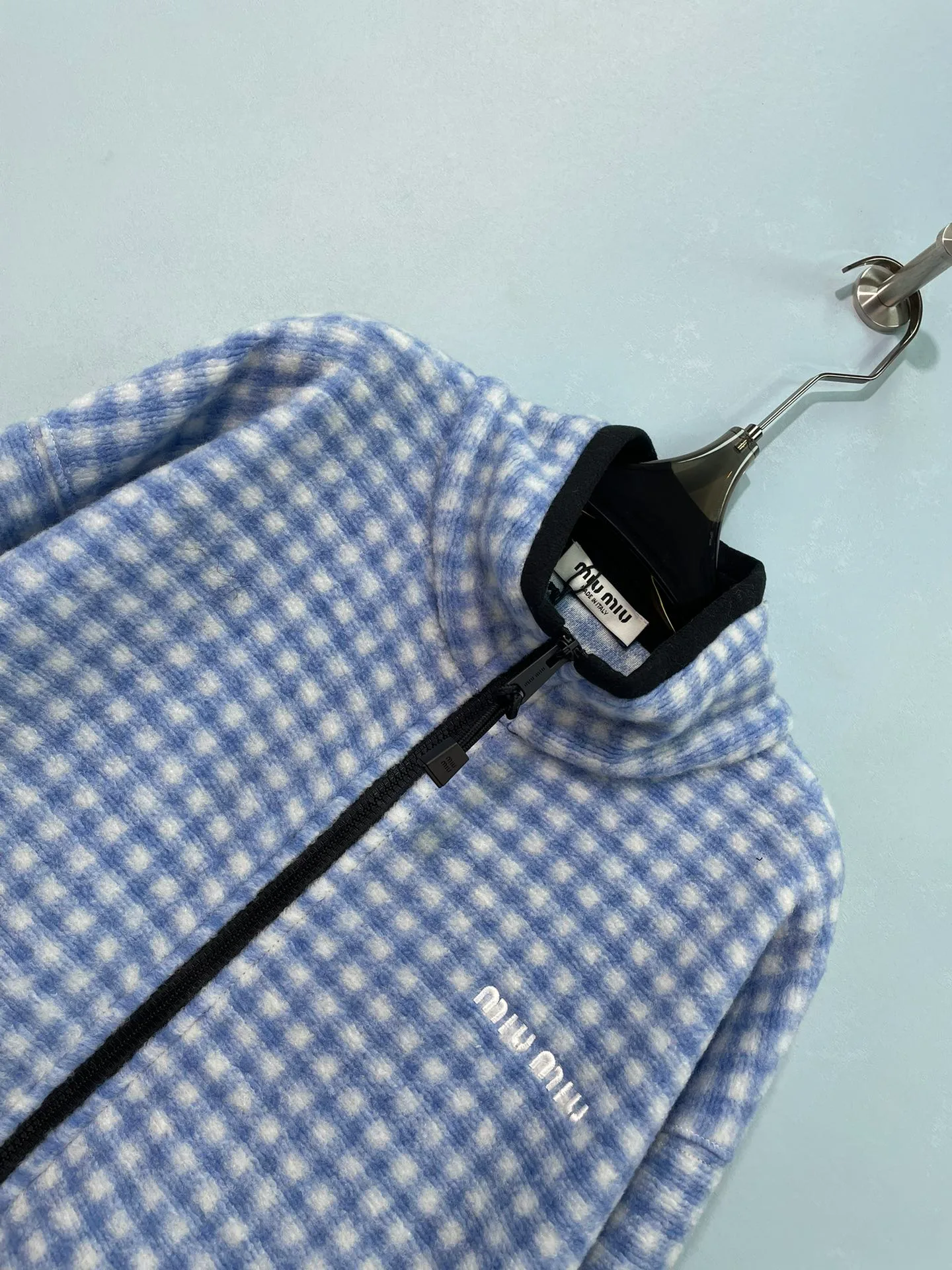 Куртки И Пуховики Женские Miu Miu 18843263