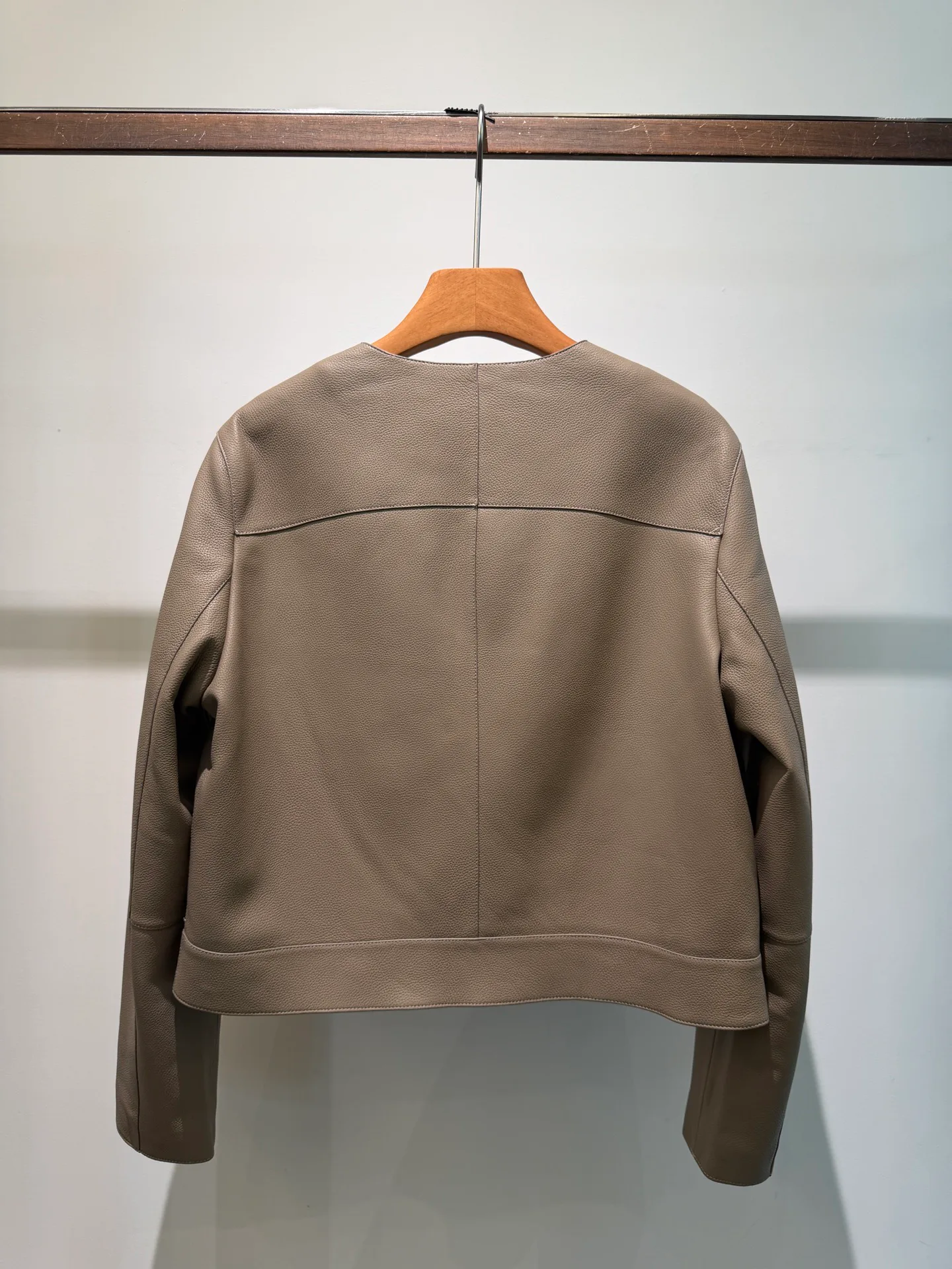 Кожаные Куртки И Дублёнки Женские Hermes 18430885