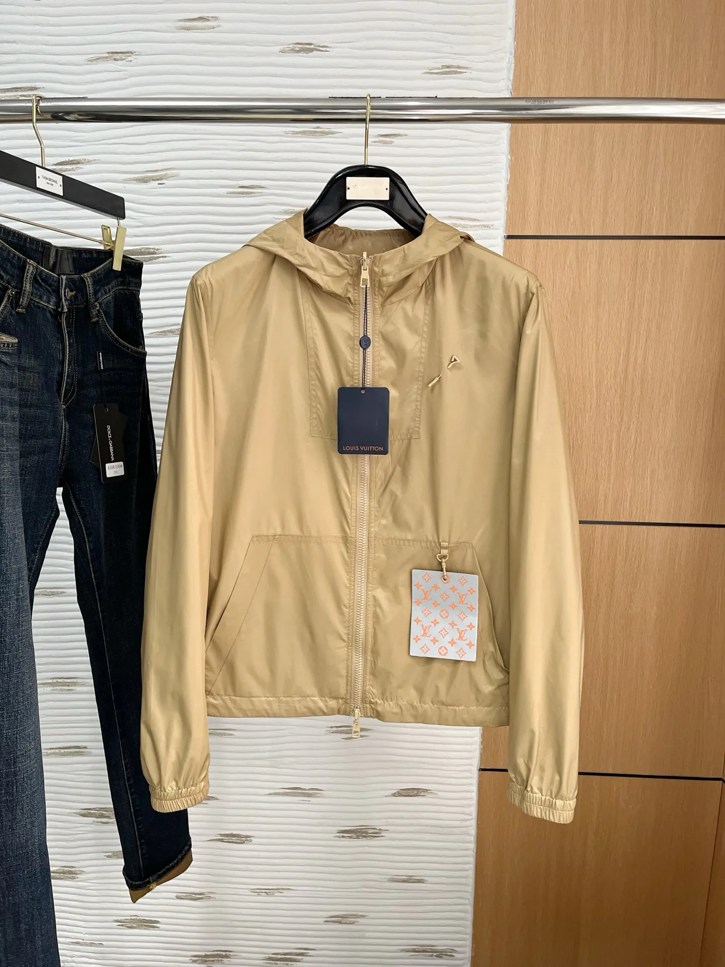 Куртки Женские Louis Vuitton Куртки Женские Louis Vuitton