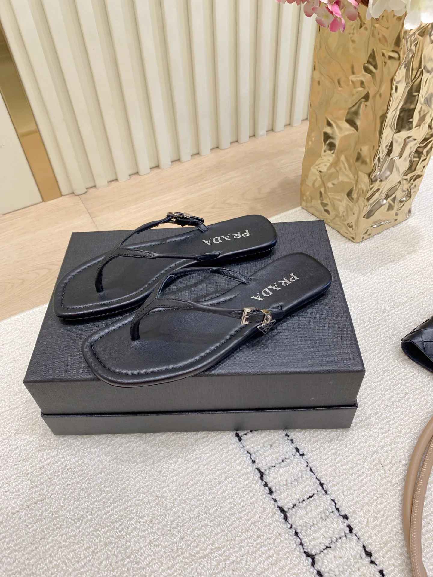 Шлепанцы Женские Prada 3396719