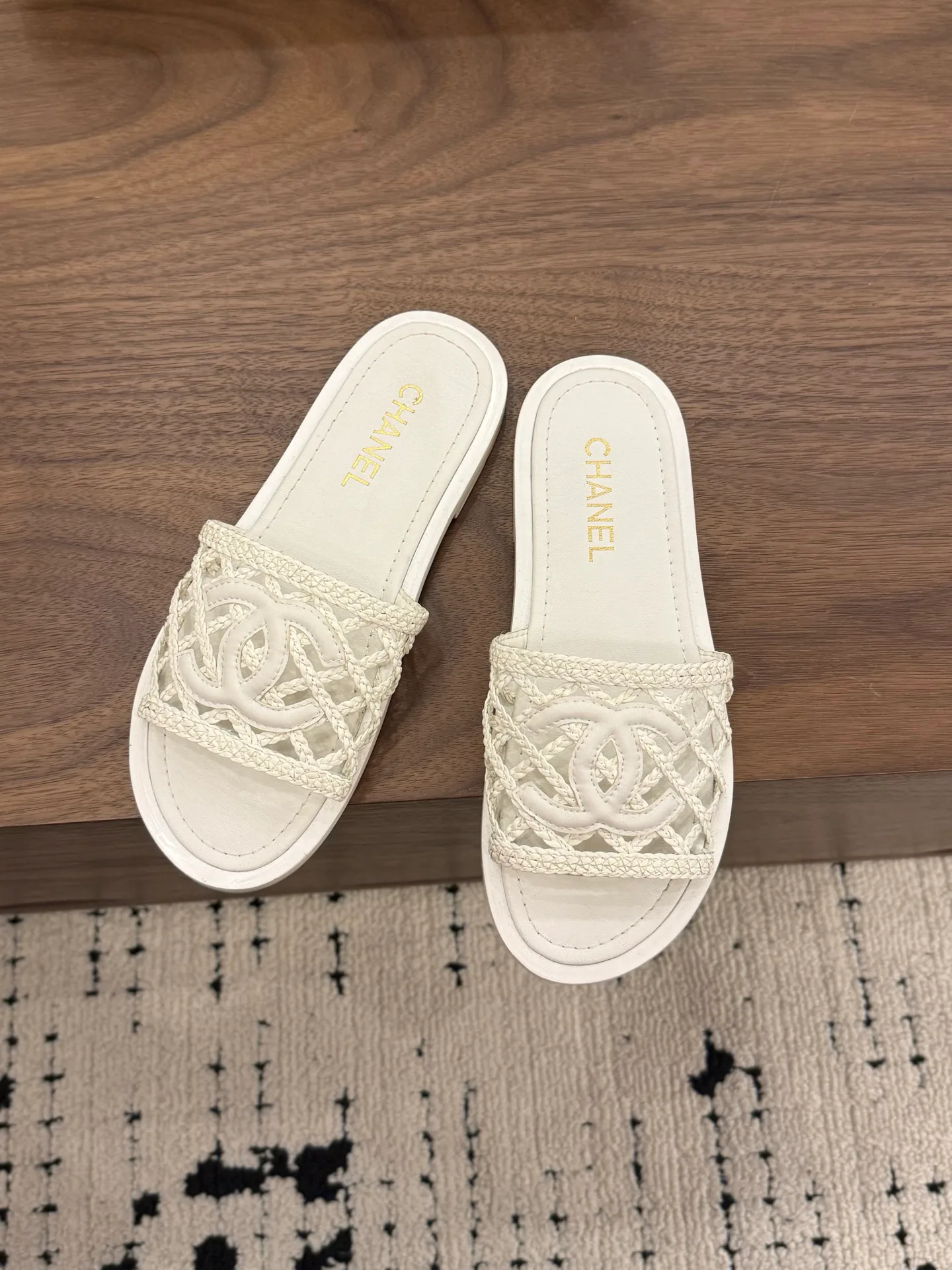 Шлепанцы Женские Chanel 11448612