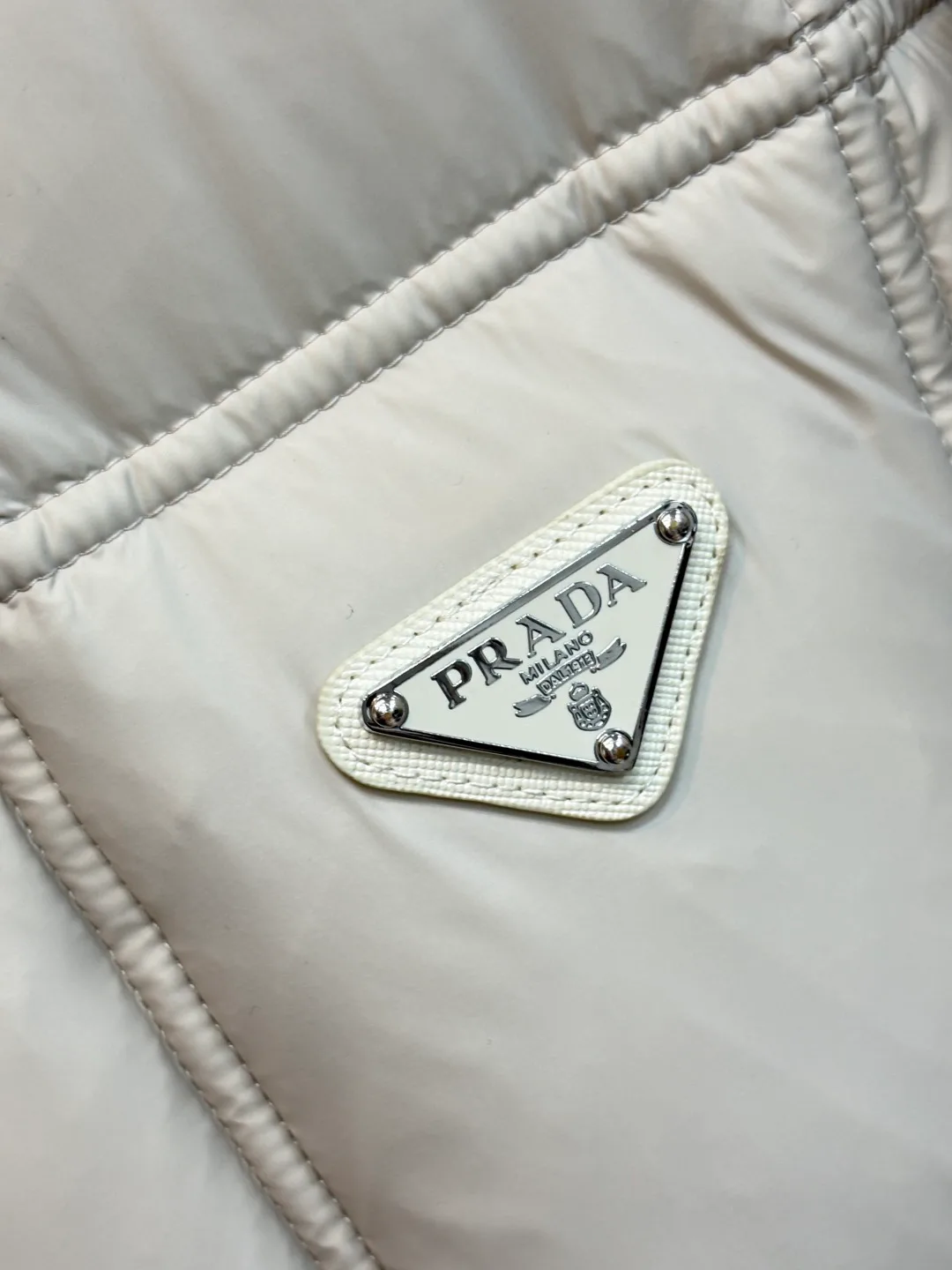 Куртки И Пуховики Мужские Prada 17925285