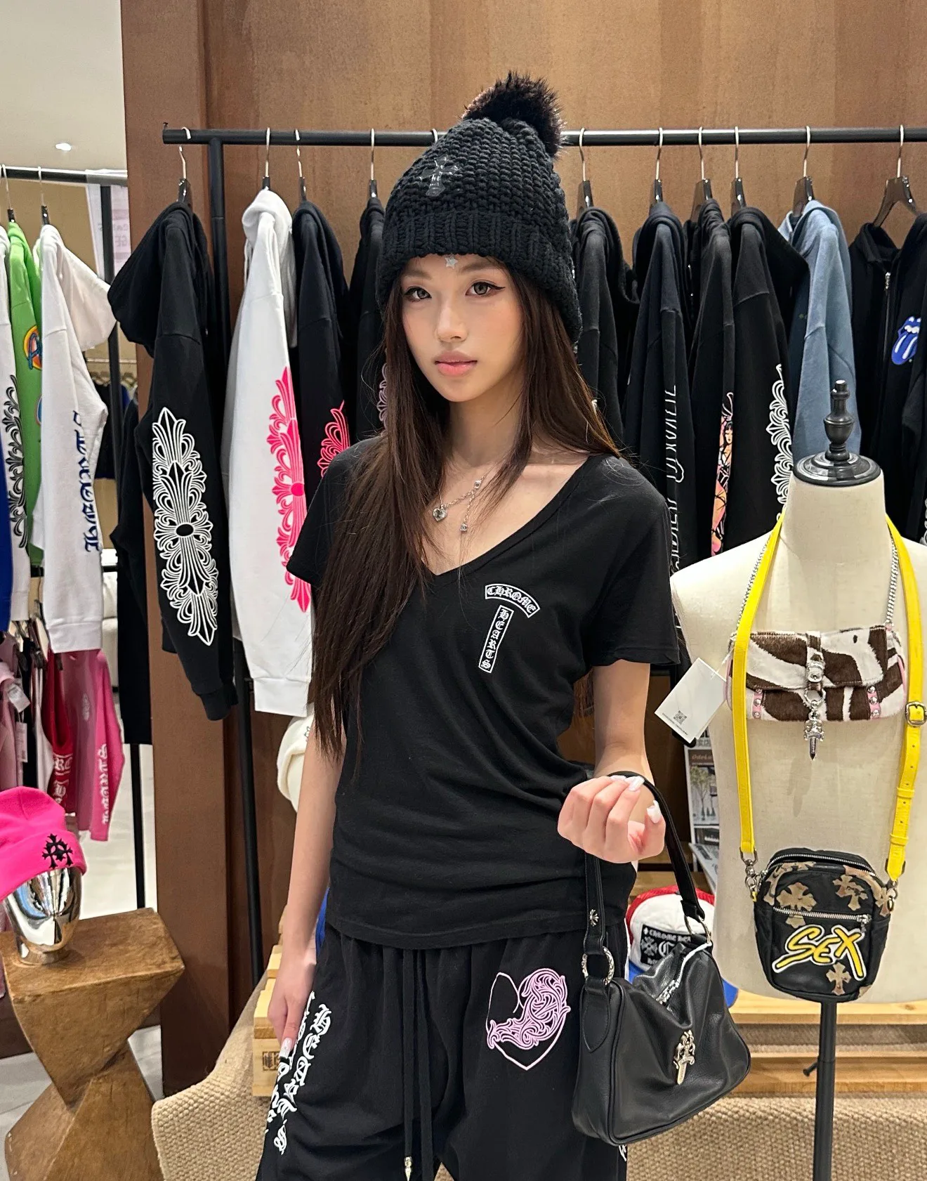 Футболки Женские Chrome Hearts 17516935