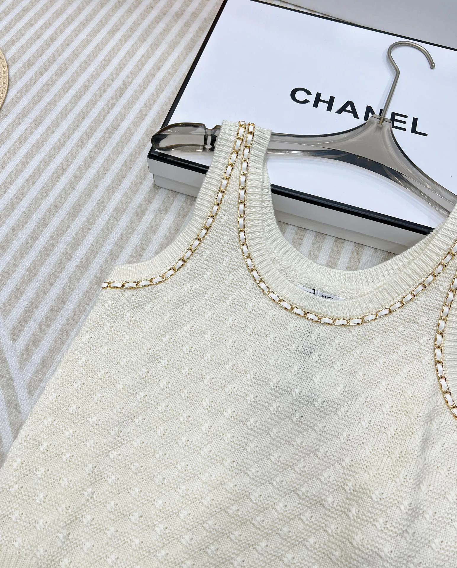 Жилеты Женские Chanel 6173075