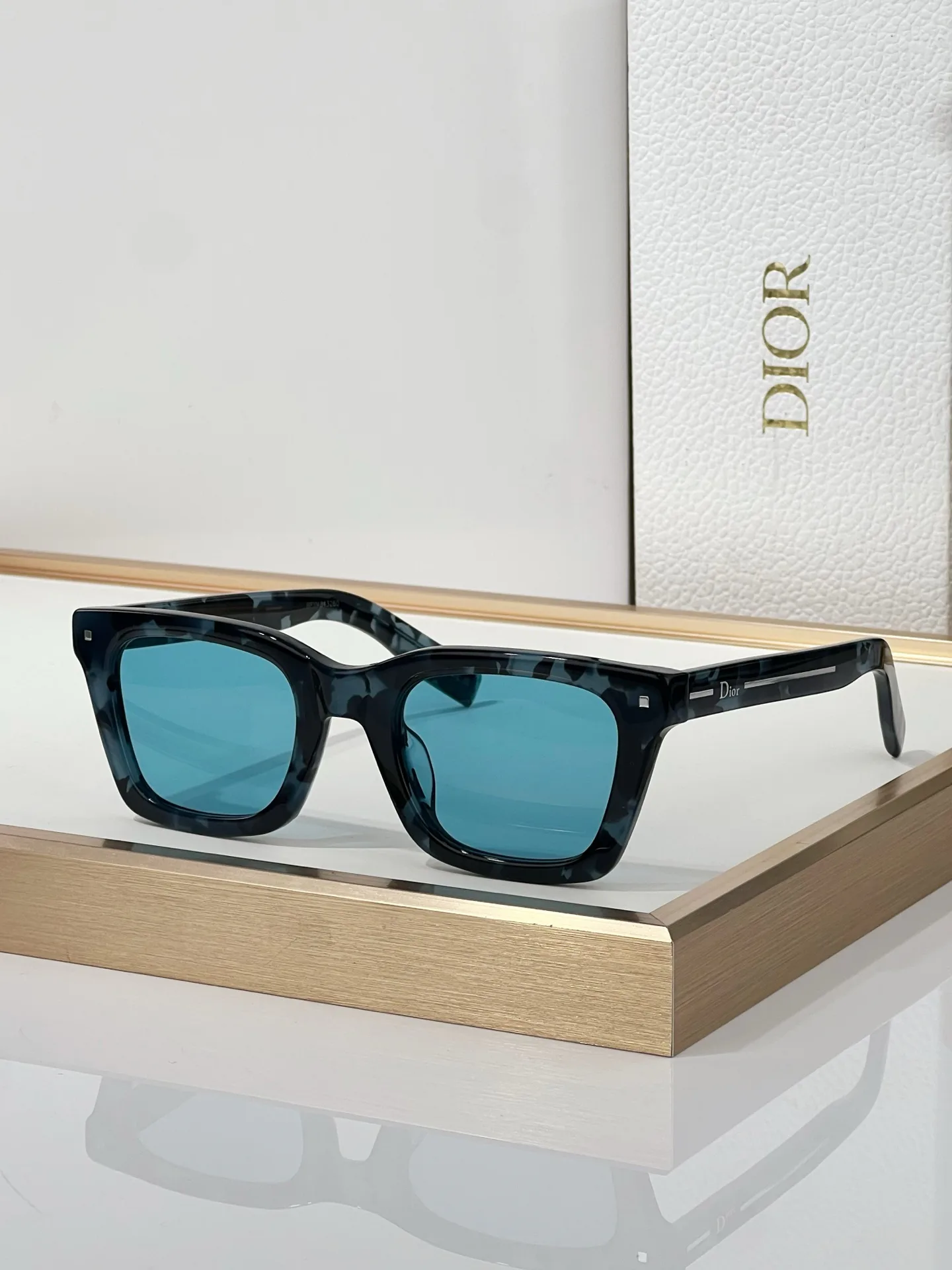 Очки Christian Dior 18239235