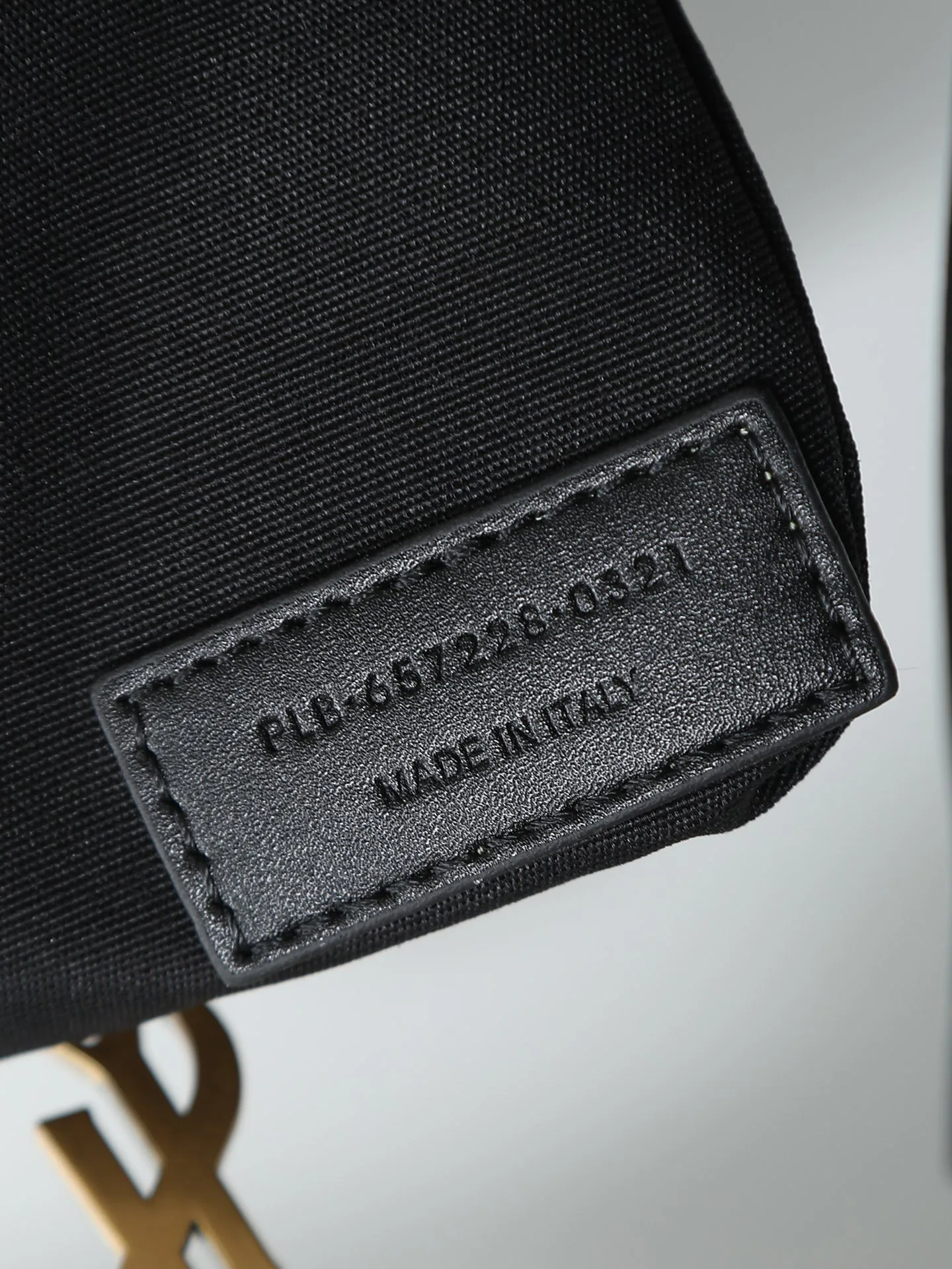 Классические Сумки Женские Saint Laurent 18005140