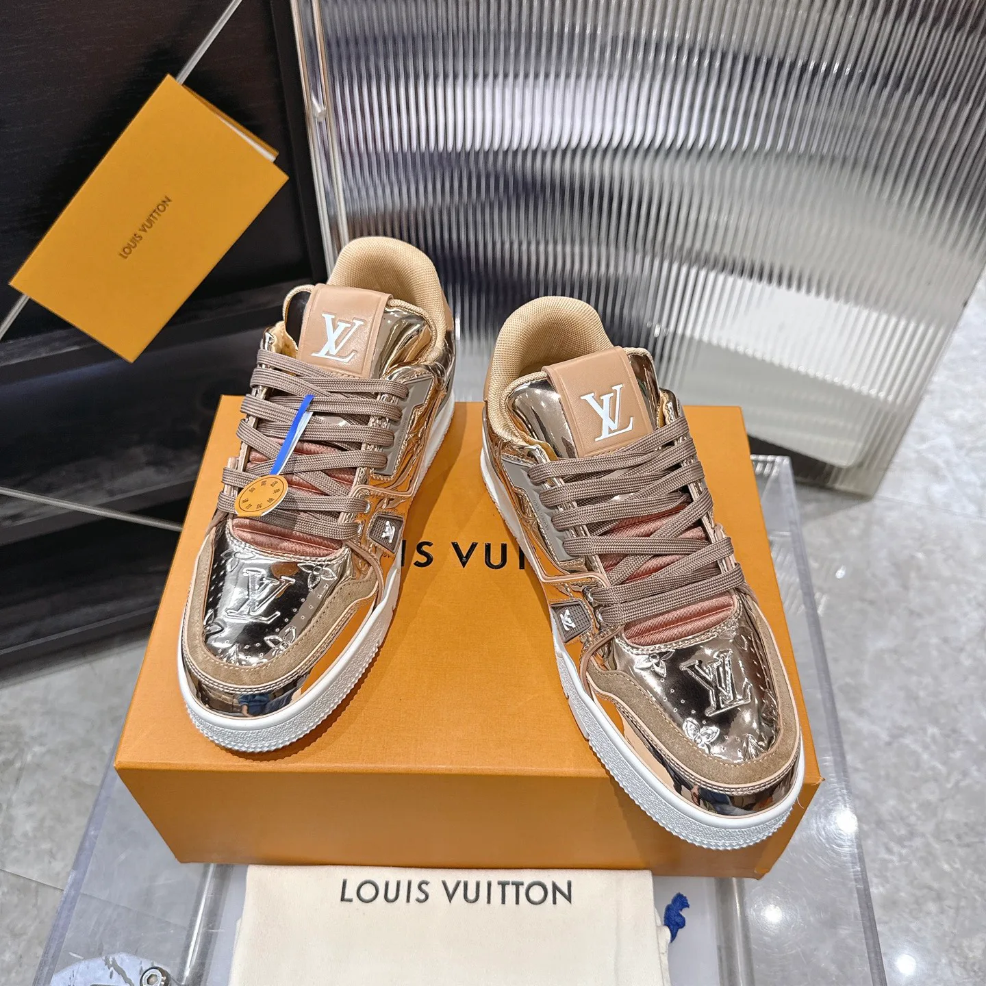 Кроссовки Женские Louis Vuitton 946976