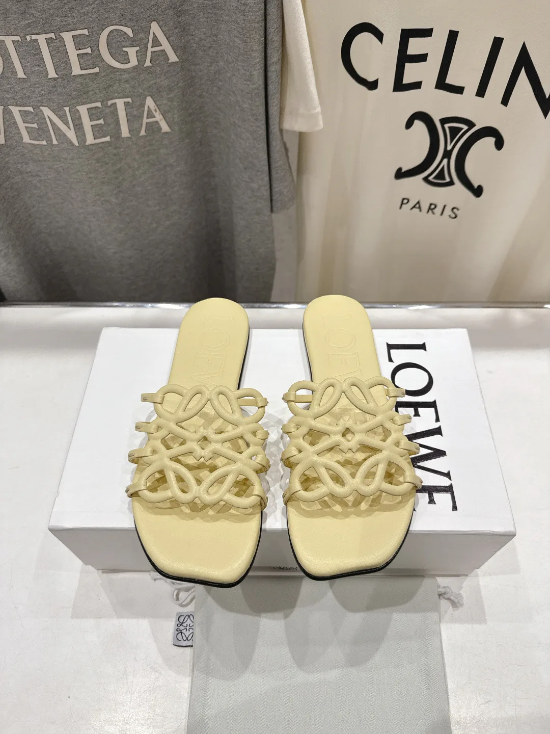 Шлепанцы Женские Loewe 10895758