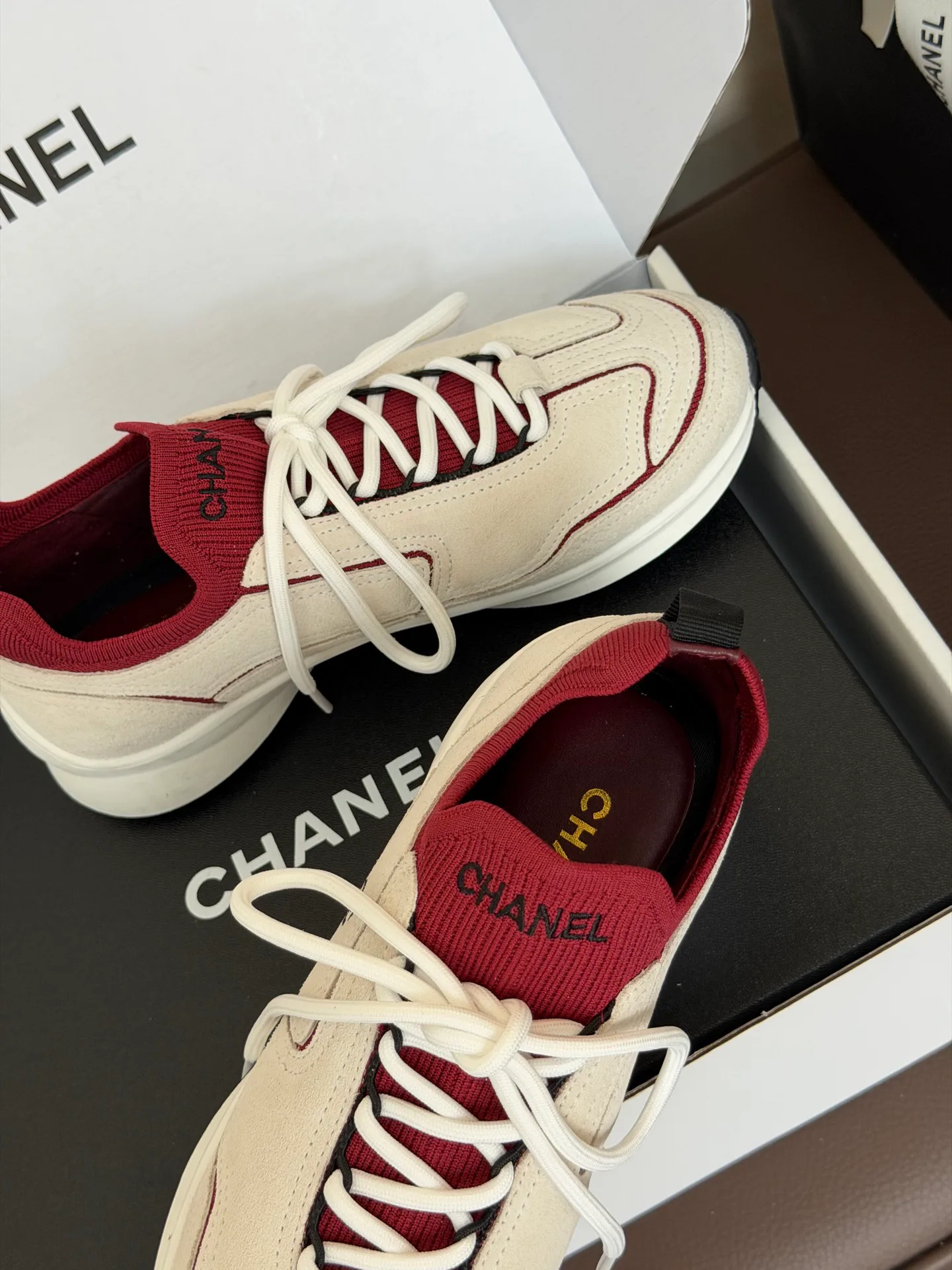 Кроссовки Женские Chanel 18073585
