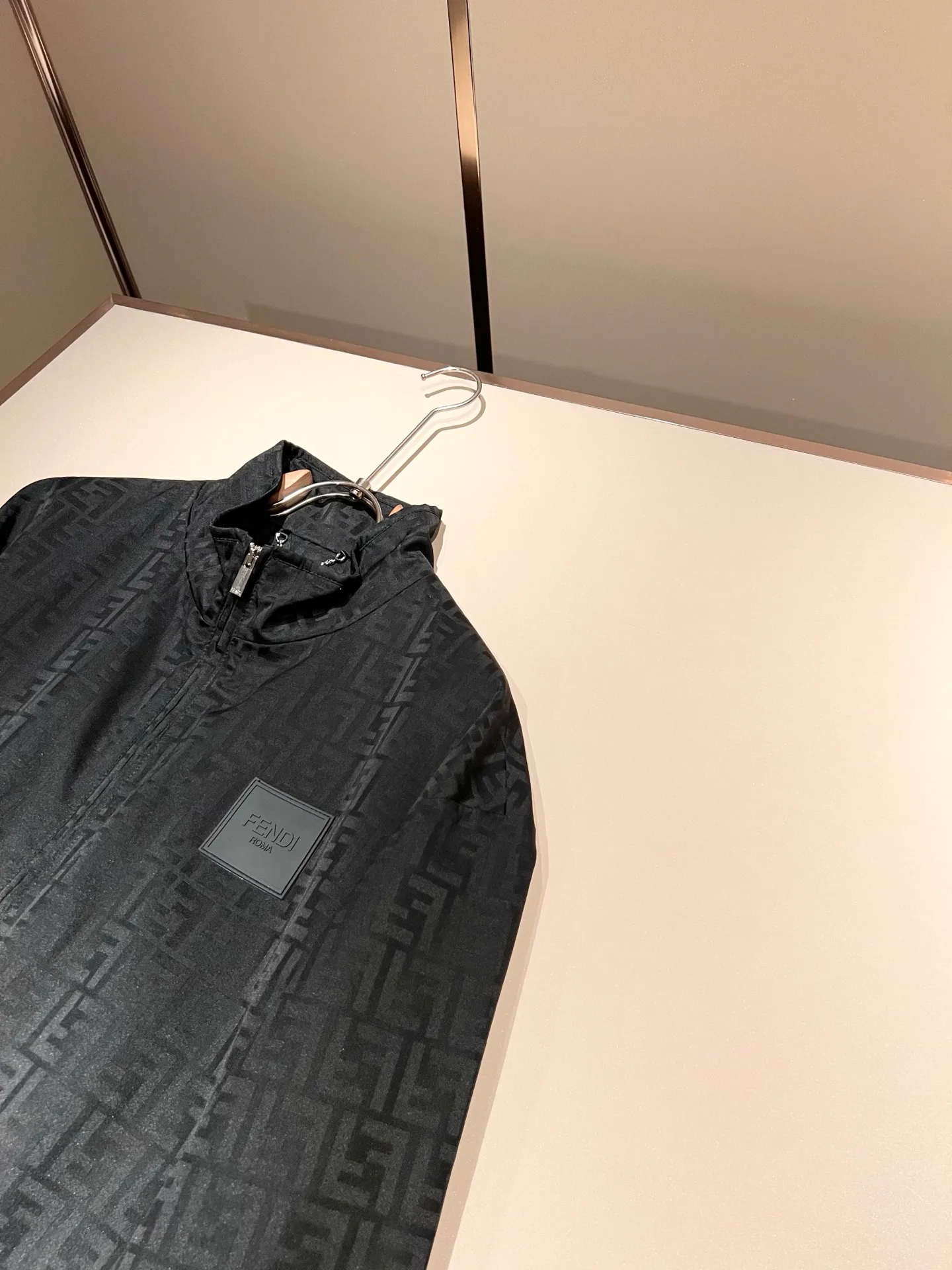 Куртки И Пуховики Мужские Fendi 10242258