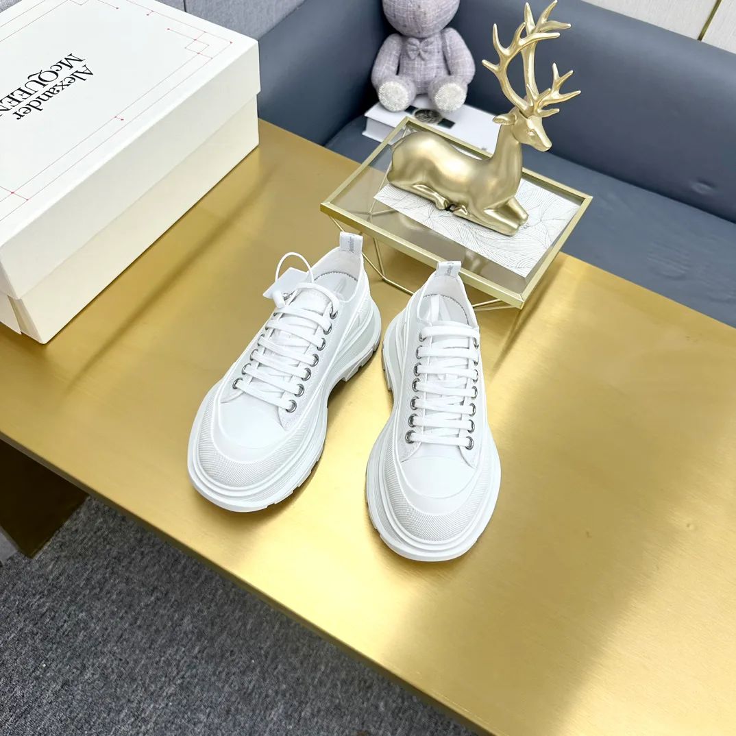 Кроссовки Женские Alexander Mcqueen 18397468