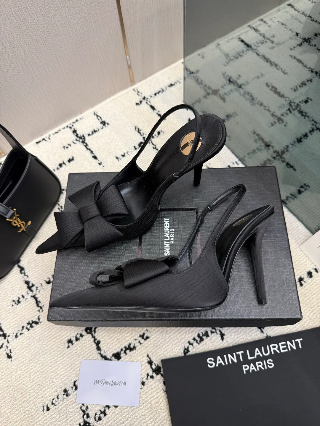 Босоножки Женские Saint Laurent 19633411