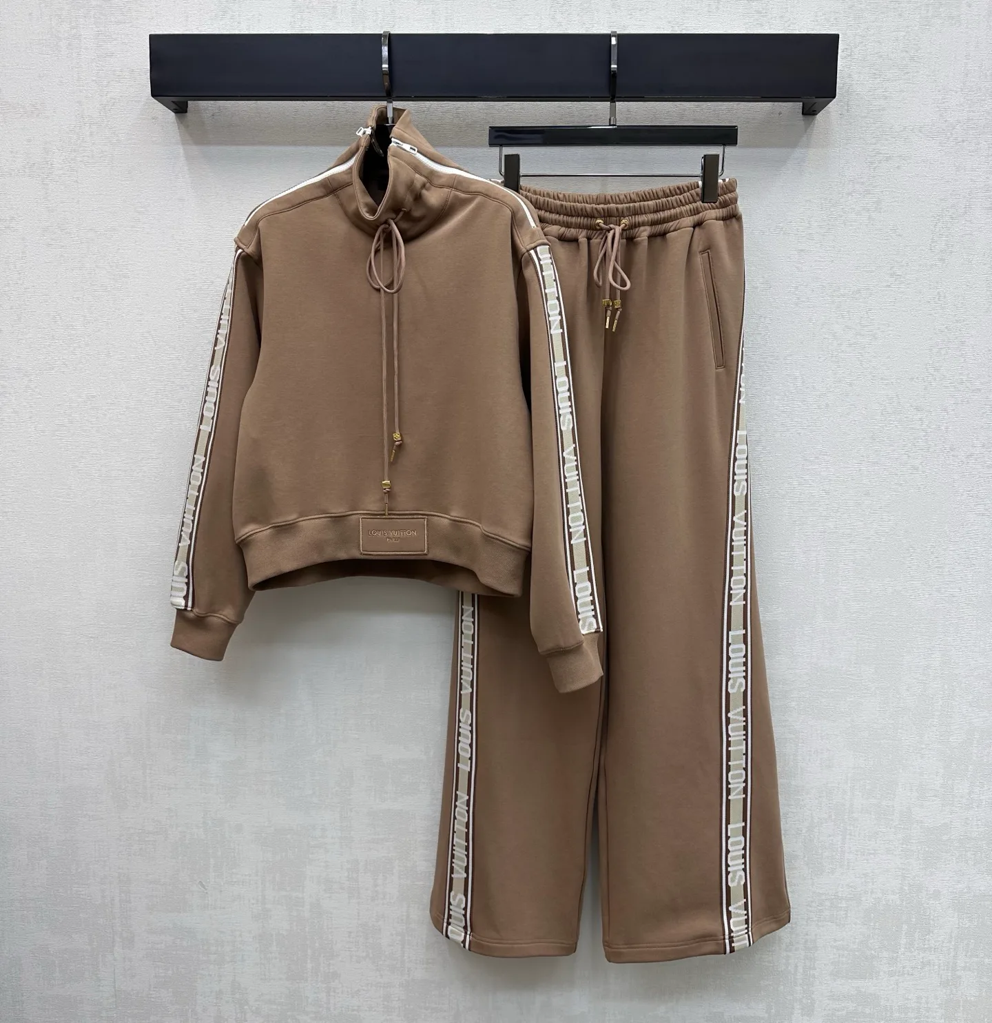 Спортивные Костюмы Женские Louis Vuitton 11673989