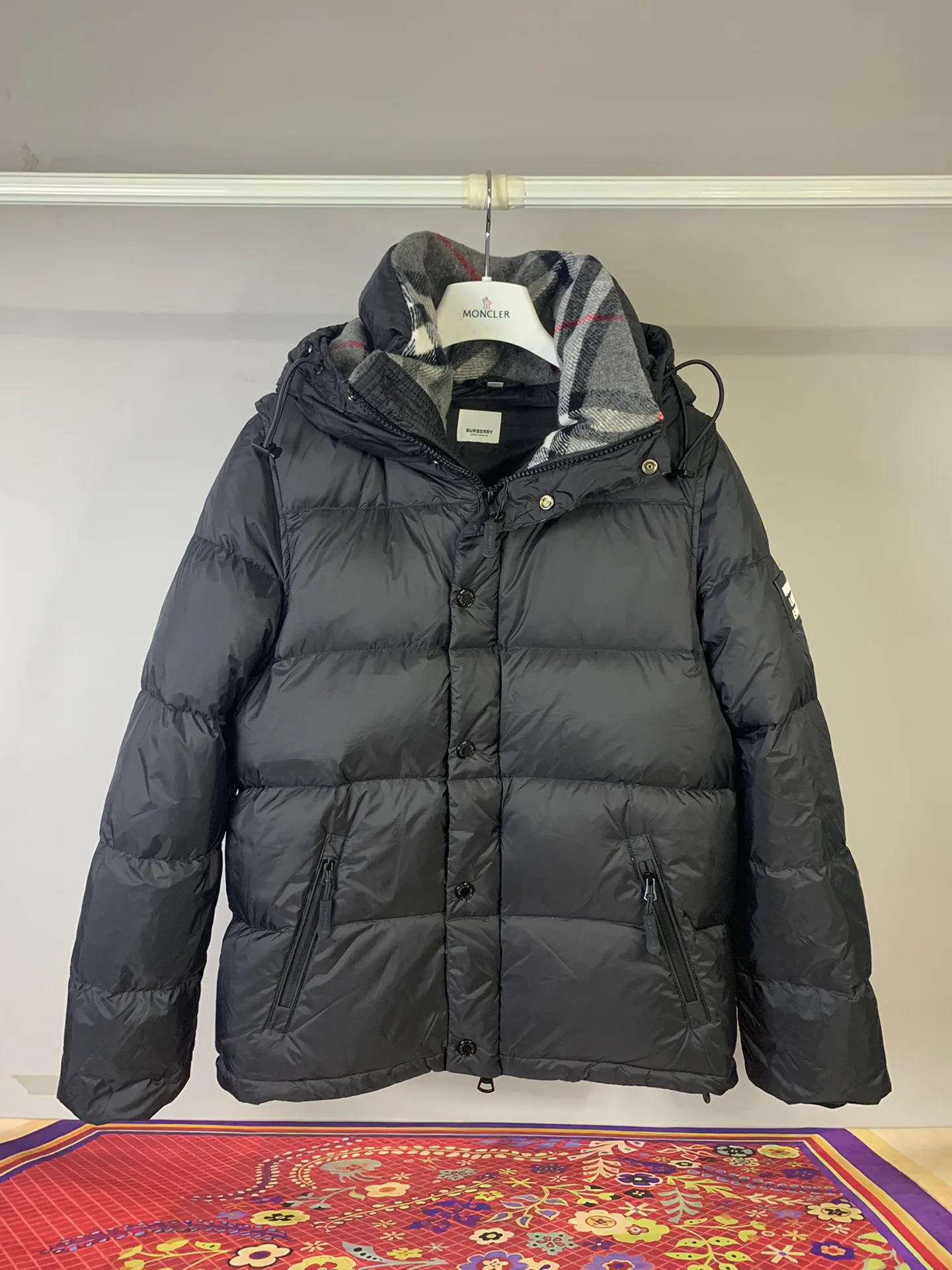 Куртки И Пуховики Женские Burberry 18597074