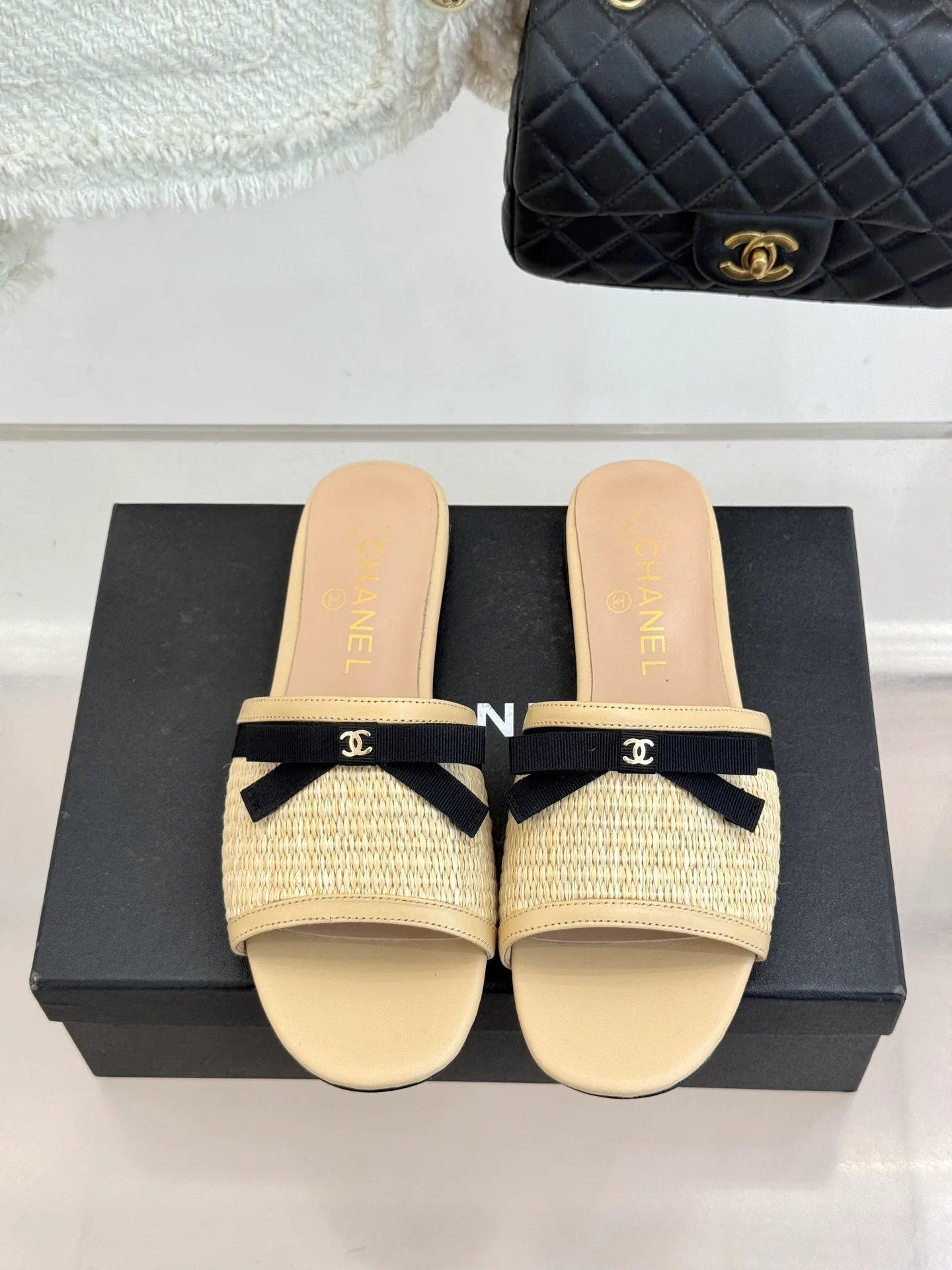 Шлепанцы Женские Chanel 13269287