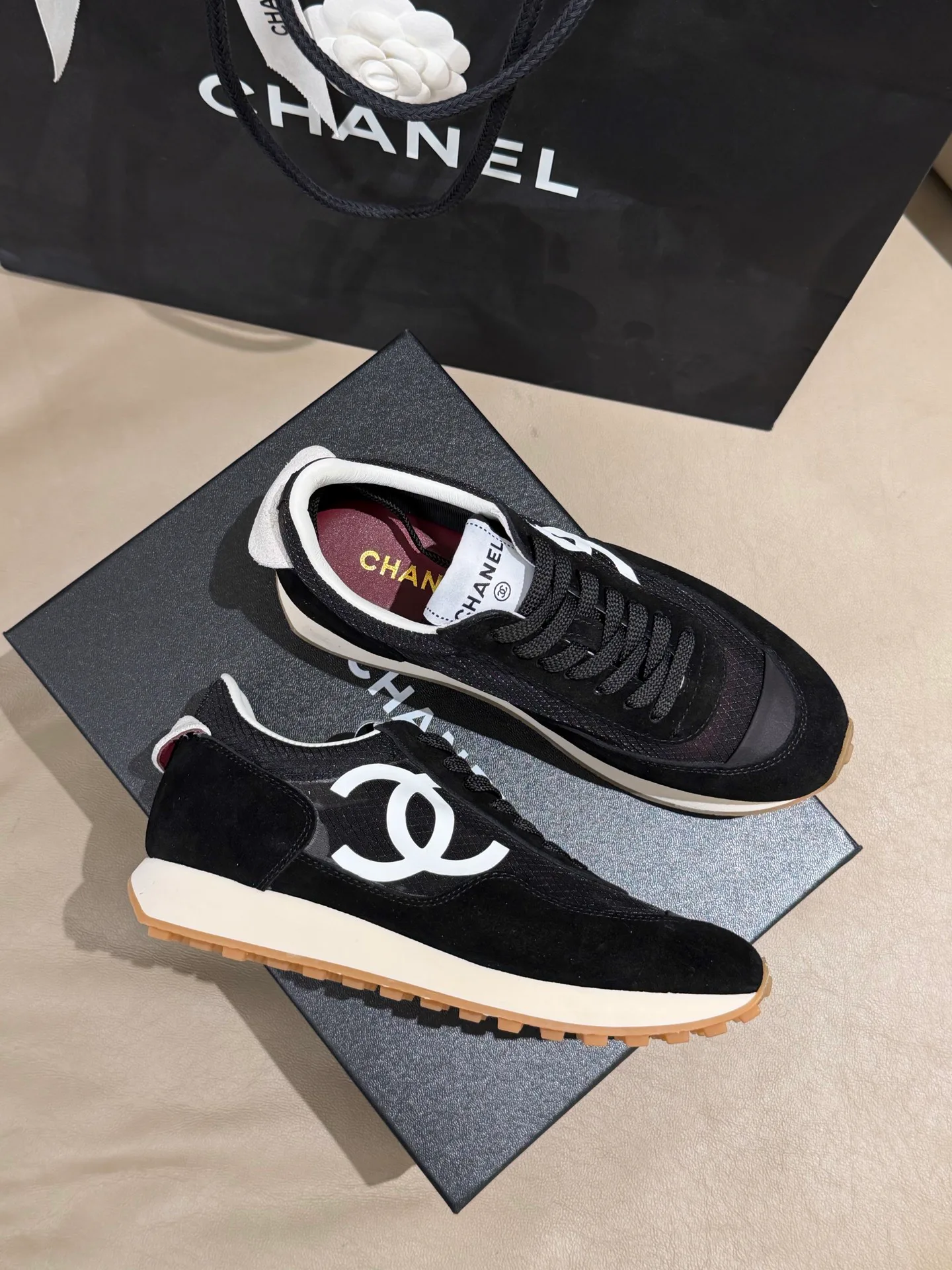 Кроссовки Женские Chanel 11388913