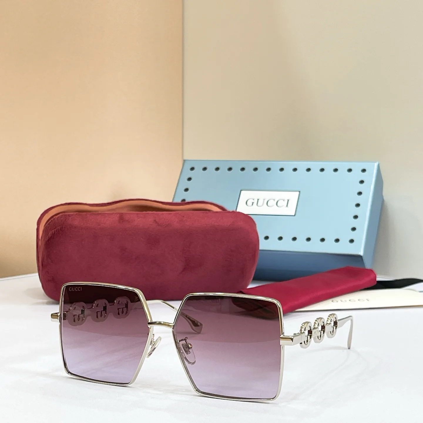 Очки Gucci 17495928