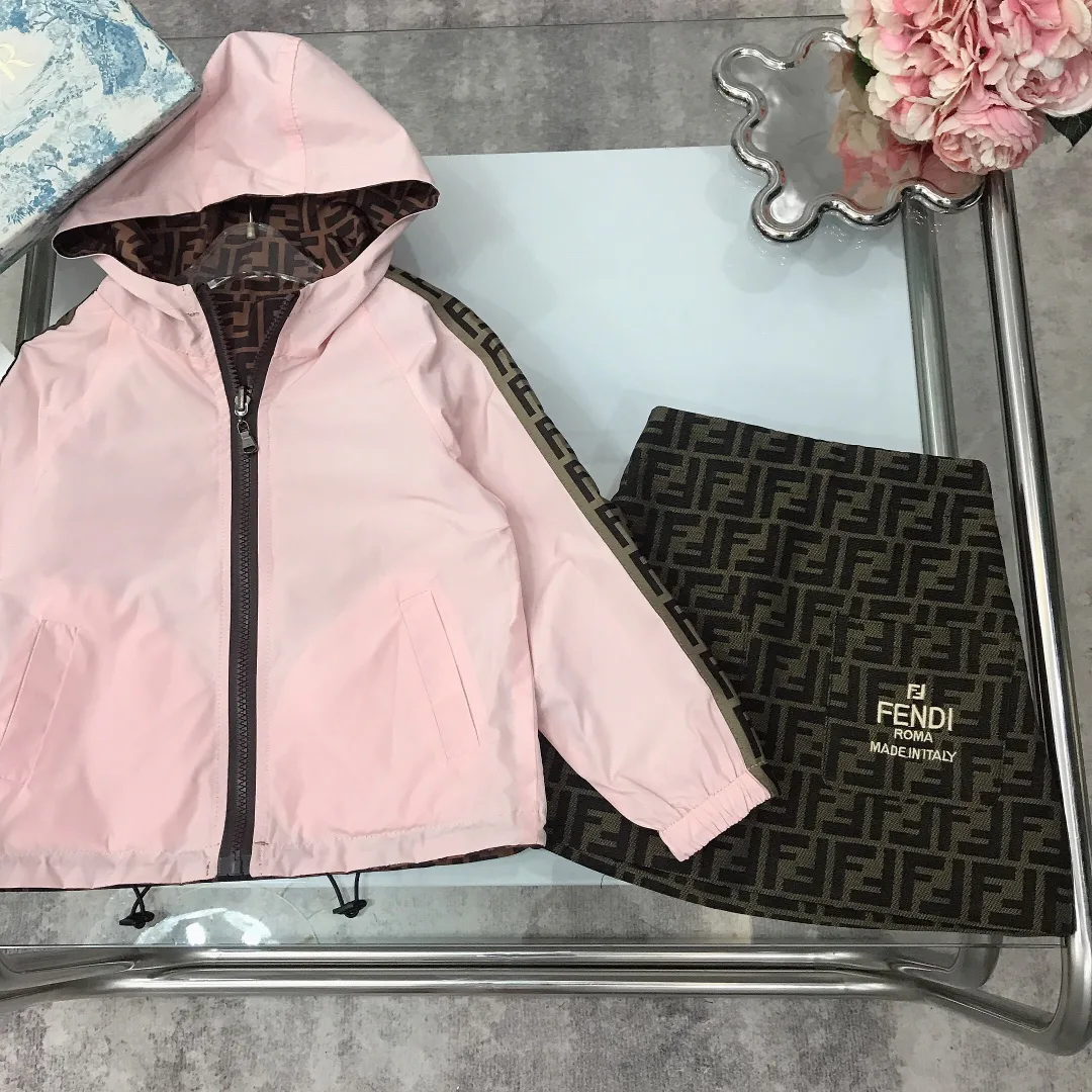 Куртки Женские Fendi Куртки Женские Fendi