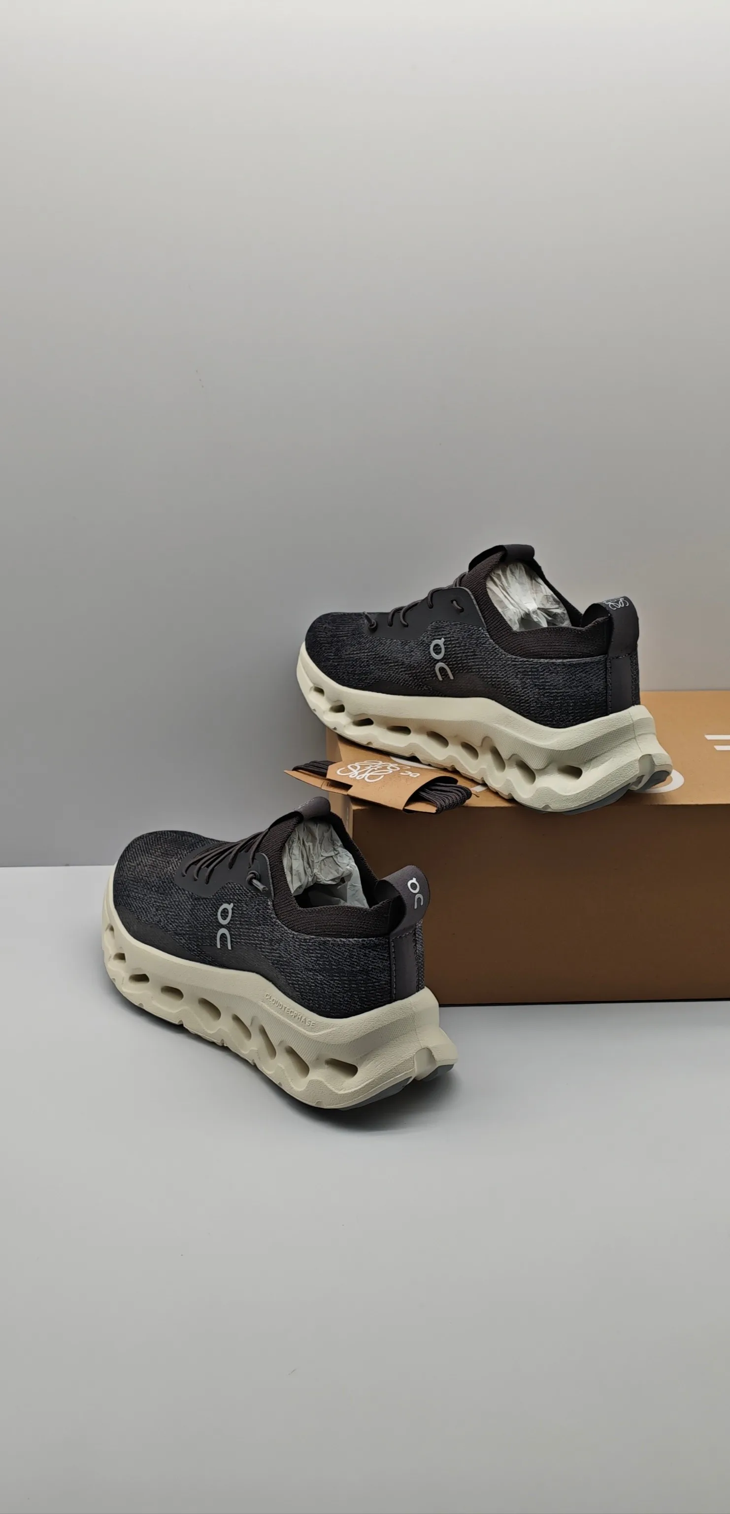 Кроссовки Женские Loewe 13193963