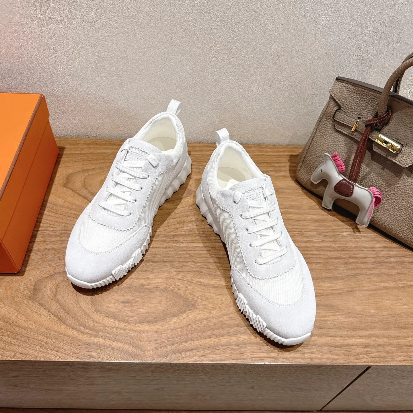 Кроссовки Женские Hermes 9914944