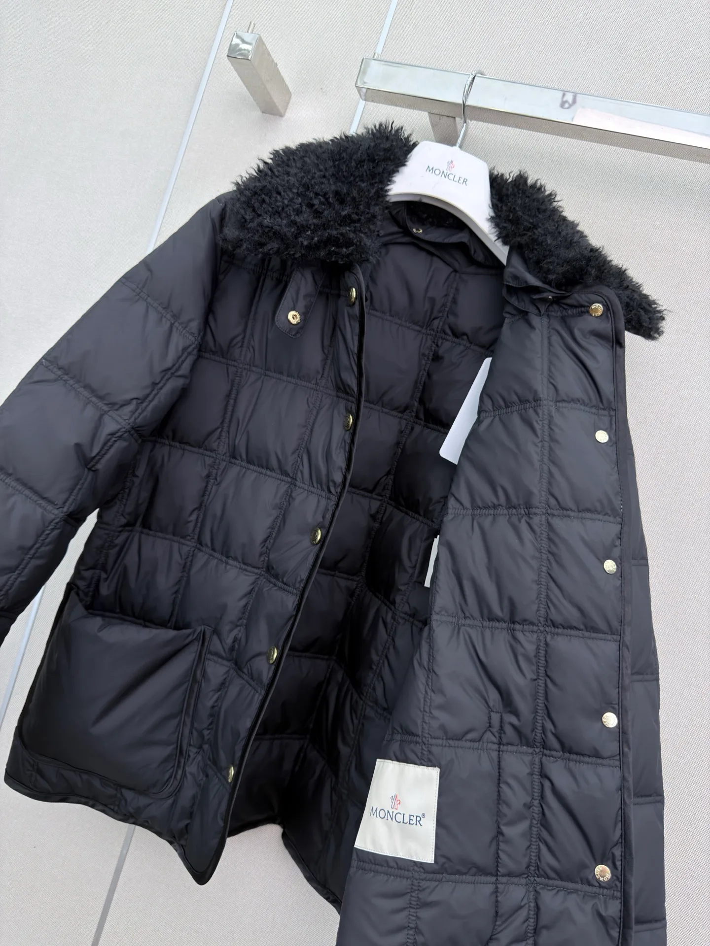 Куртки И Пуховики Женские Moncler 18023445