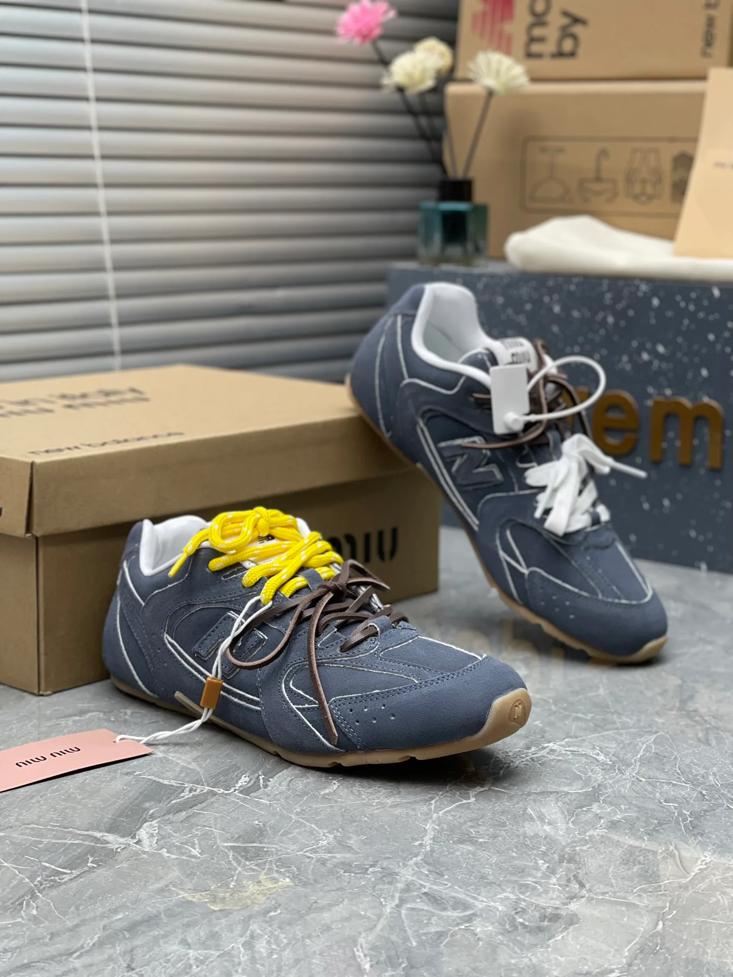 Кроссовки Женские Miu Miu 11567602