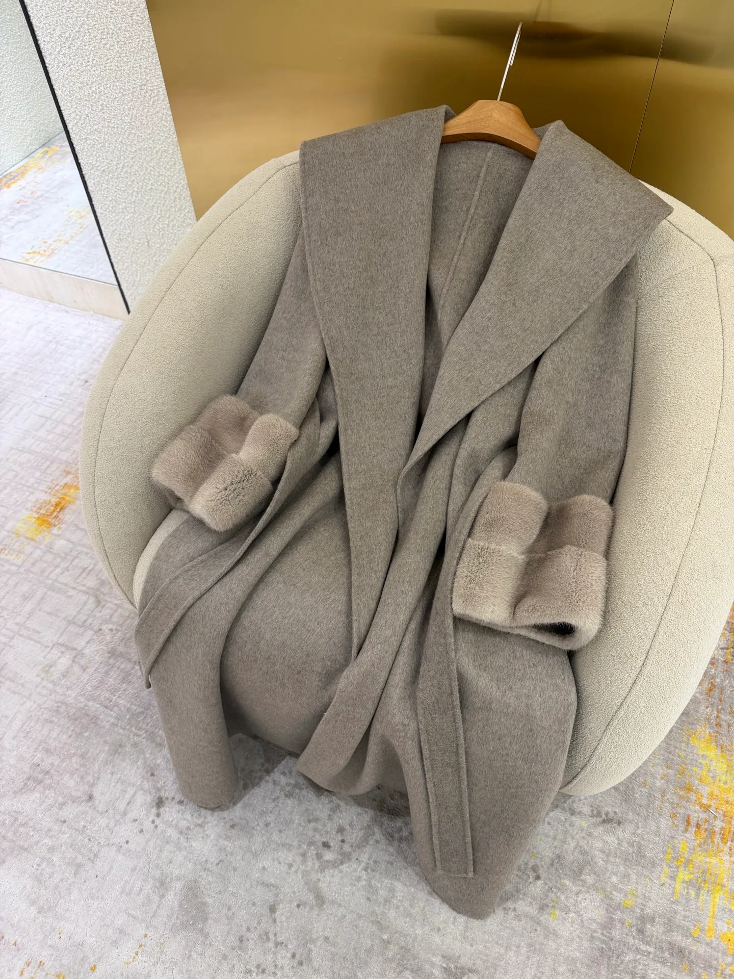 Пальто Женские Loro Piana 19467057