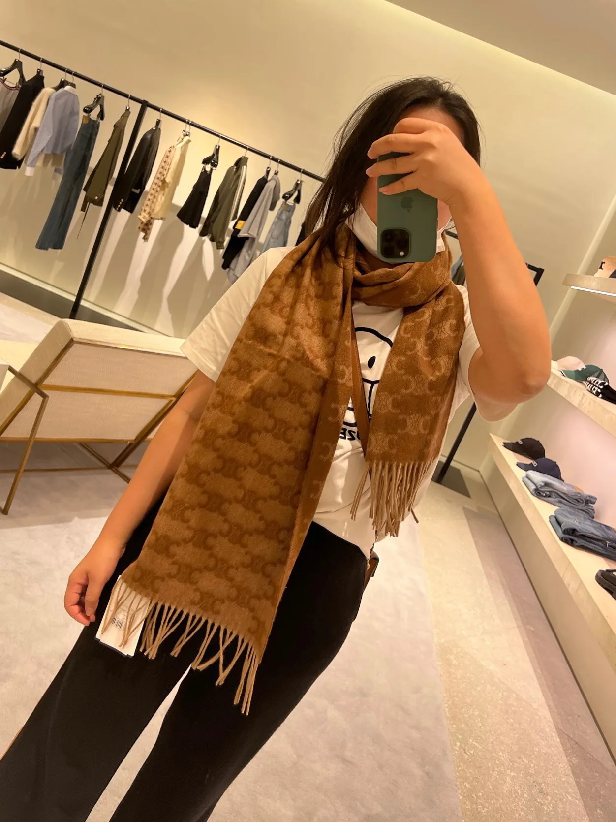 Шарфы Salvatore Ferragamo 2232