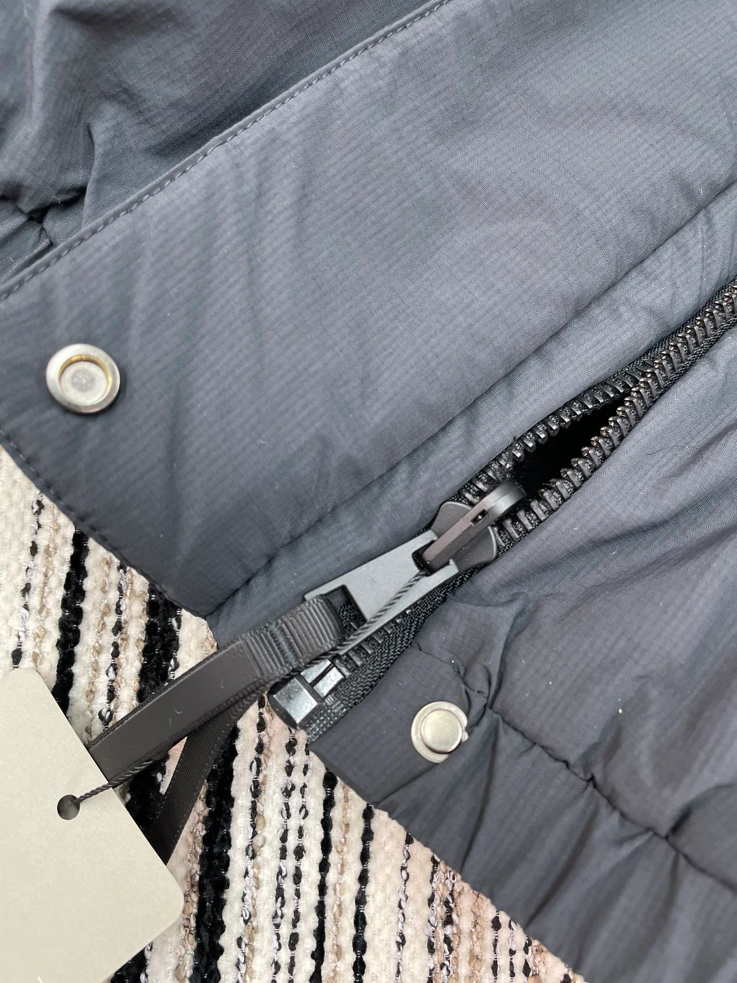 Куртки И Пуховики Женские Canada Goose 303653