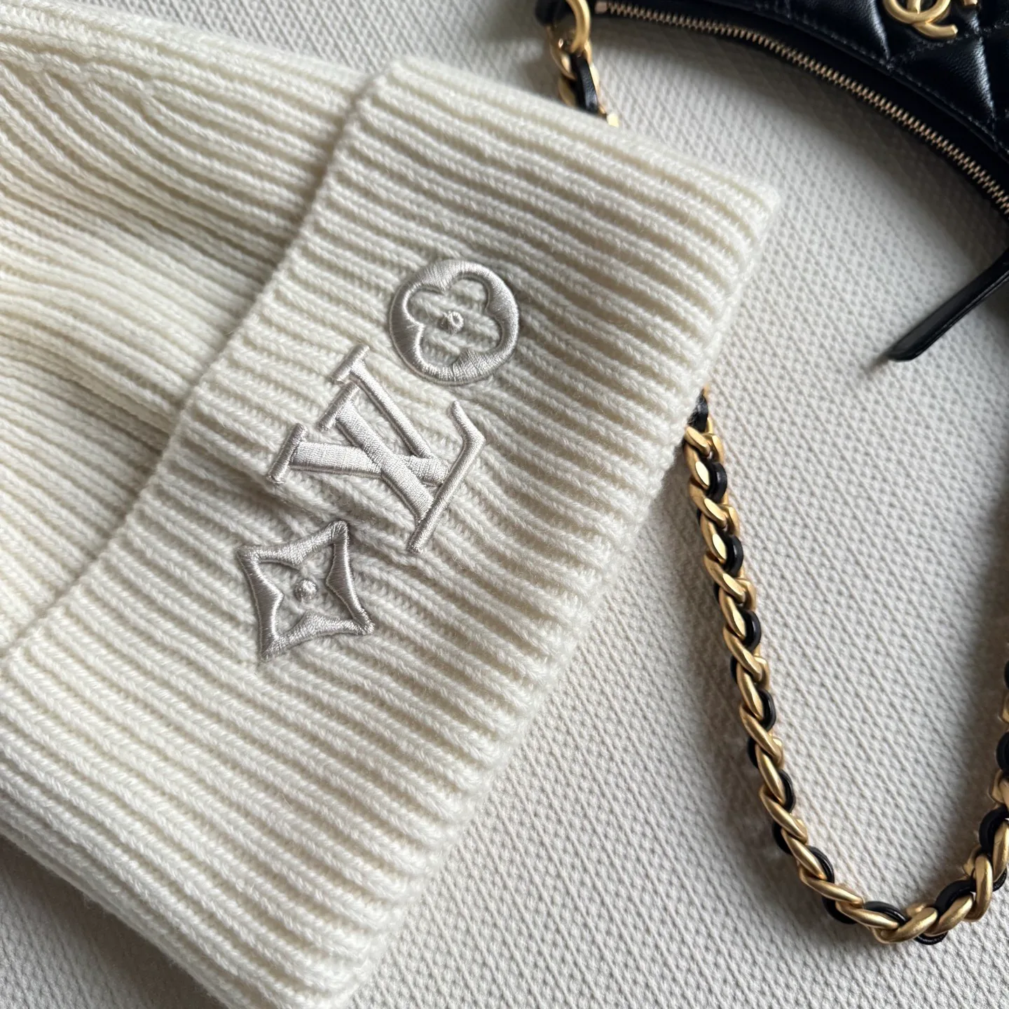Головные Уборы Louis Vuitton 1412345