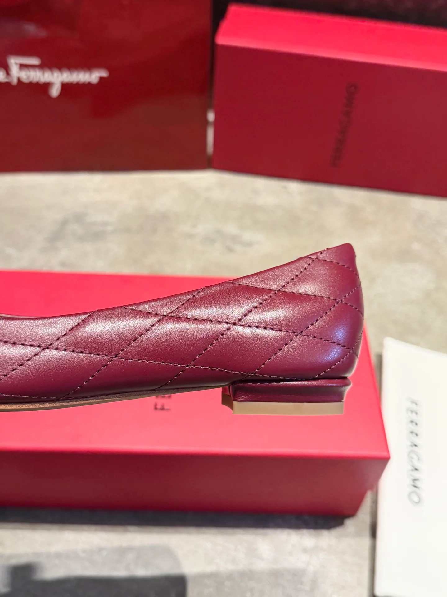 Туфли Женские Salvatore Ferragamo 18731778