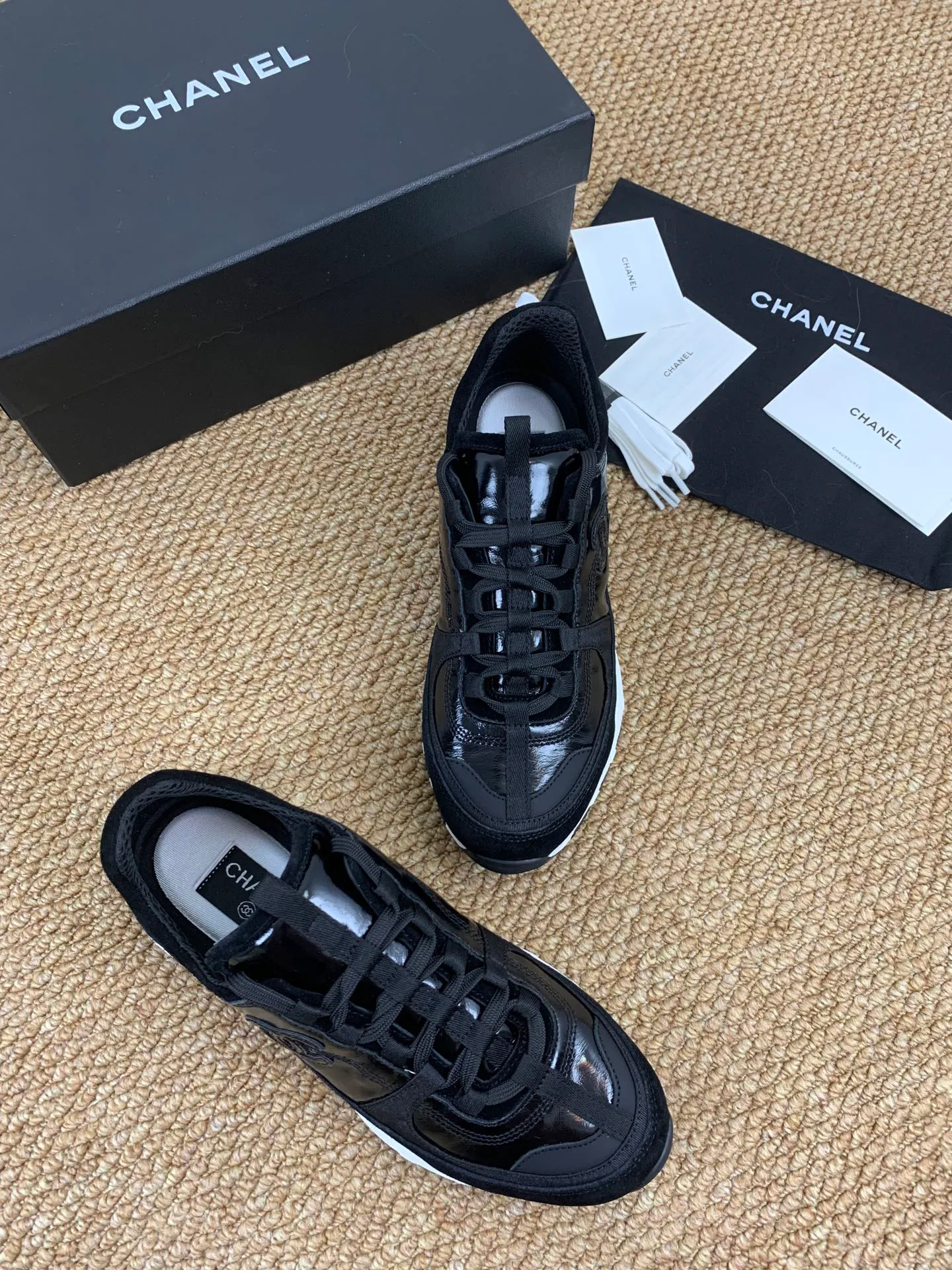 Кроссовки Женские Chanel 17545241