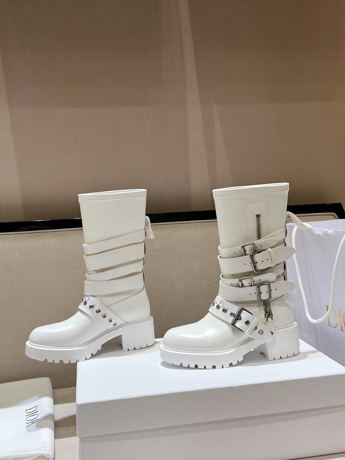 Сапоги Женские Christian Dior 18020371