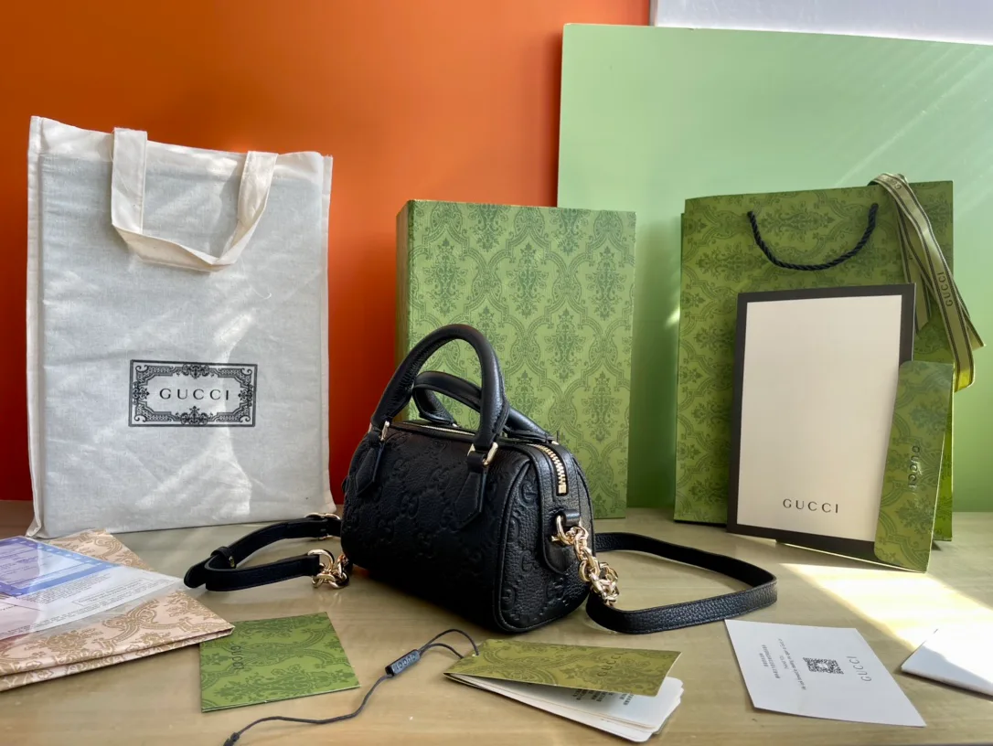 Классические Сумки Женские Gucci 11615584