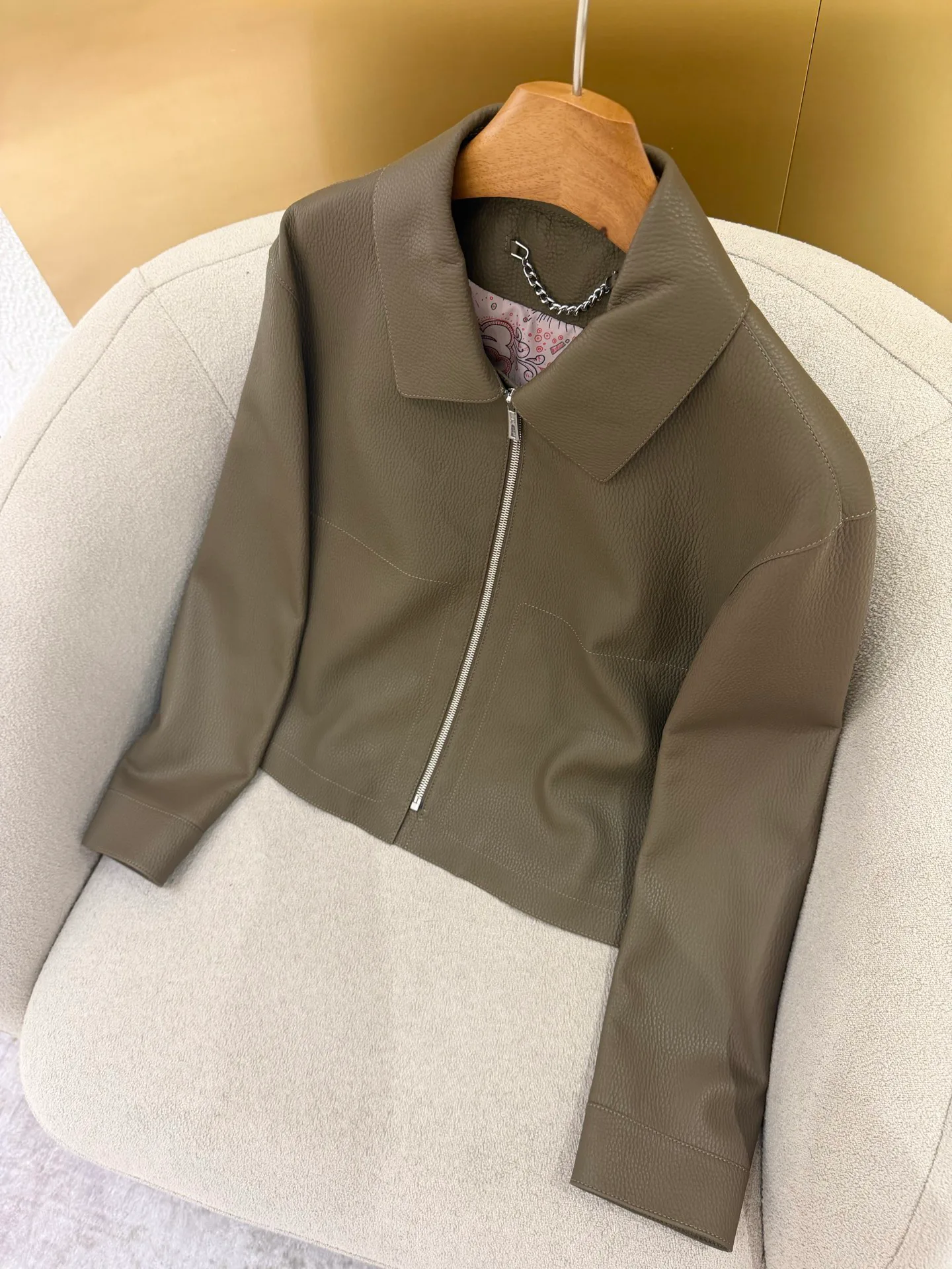 Кожаные Куртки И Дублёнки Женские Hermes 17802395